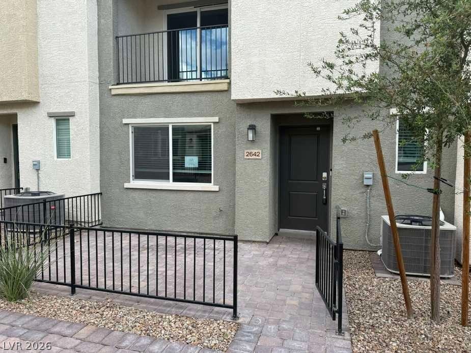 Wimbledon White Ct, North Las Vegas, NV 89086