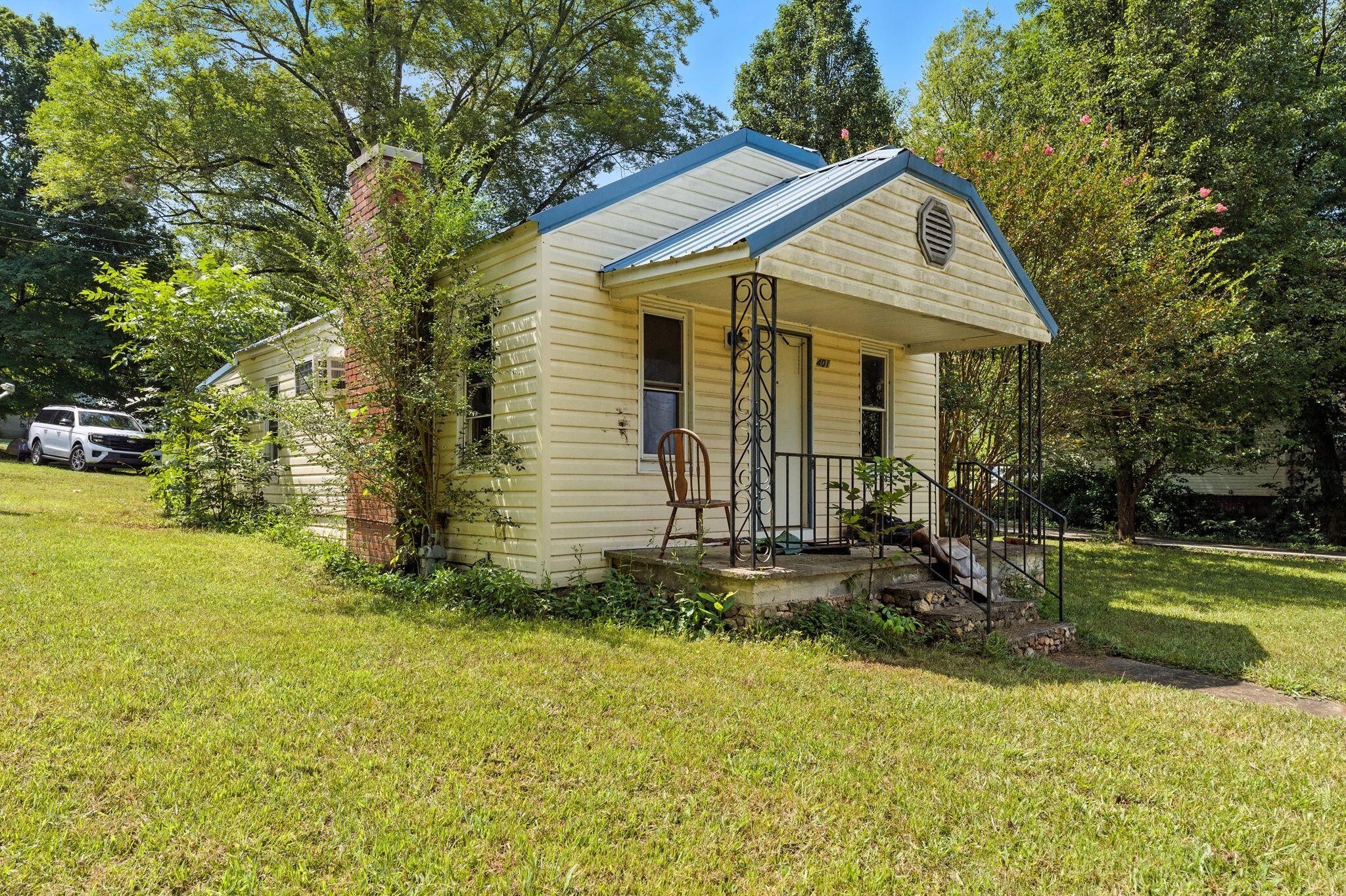 Farrell St, Niota, TN 37826
