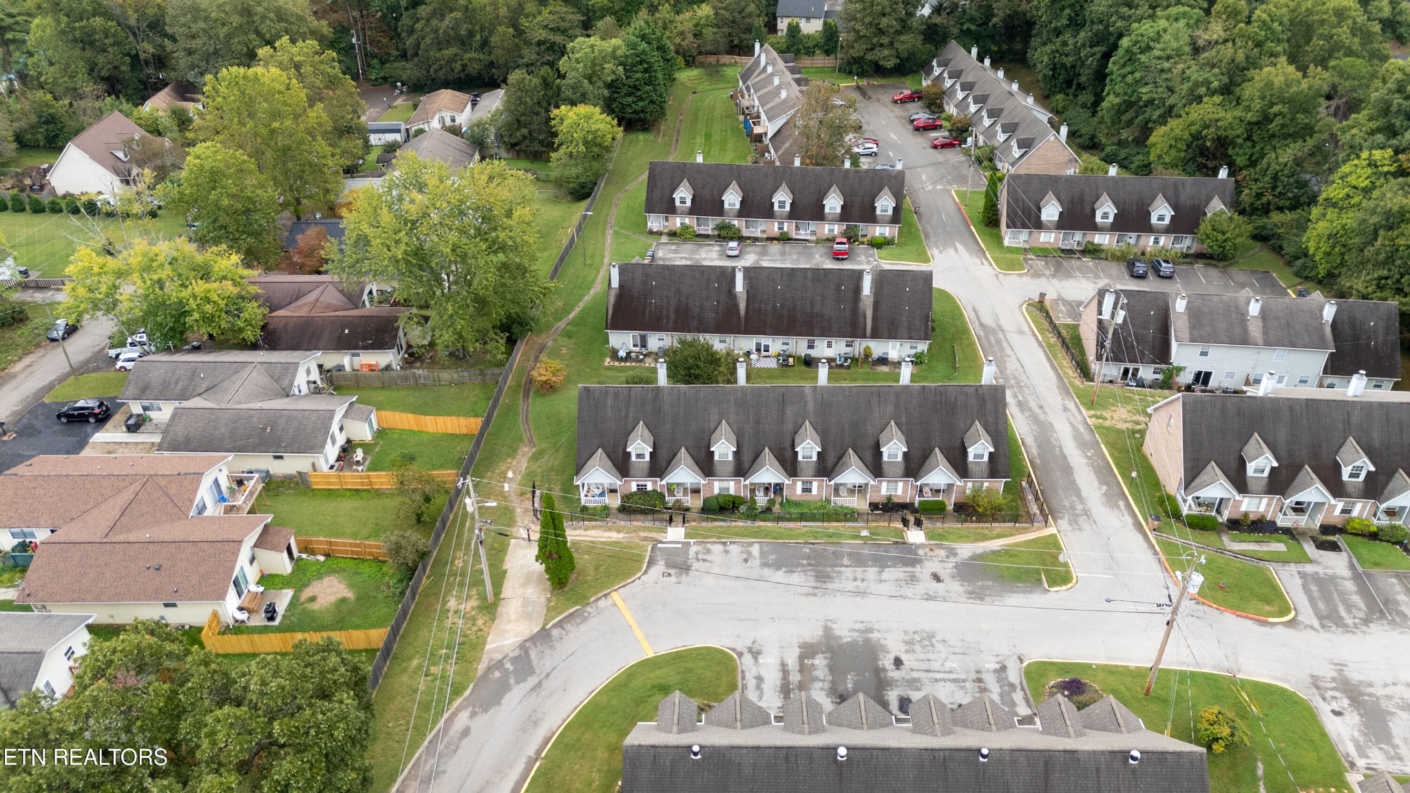Silverbrook Dr, Knoxville, TN 37923
