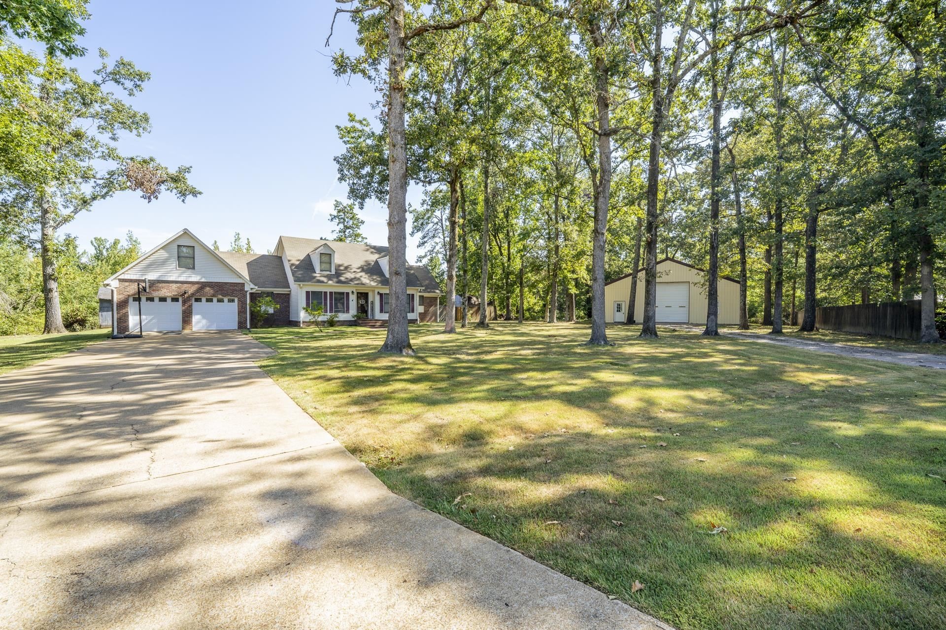 Easley Loop, Savannah, TN 38372 #1