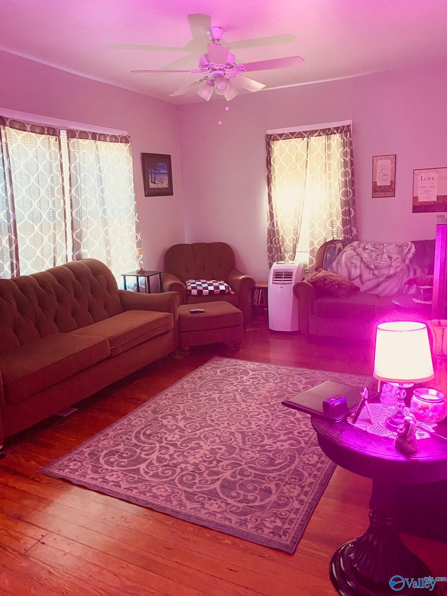 Scott St, Scottsboro, AL 35768