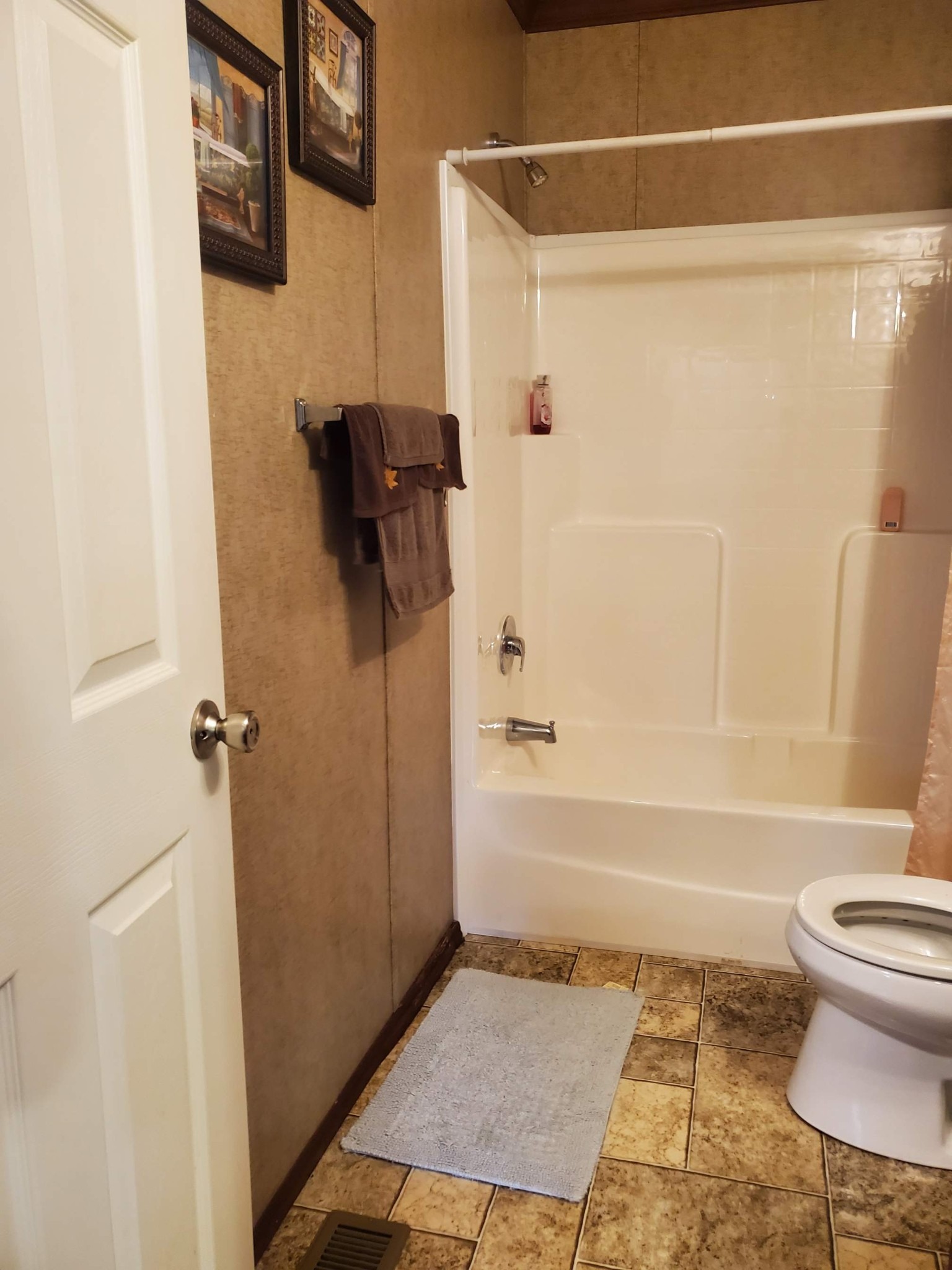 Martin Rd, Collinwood, TN 38450