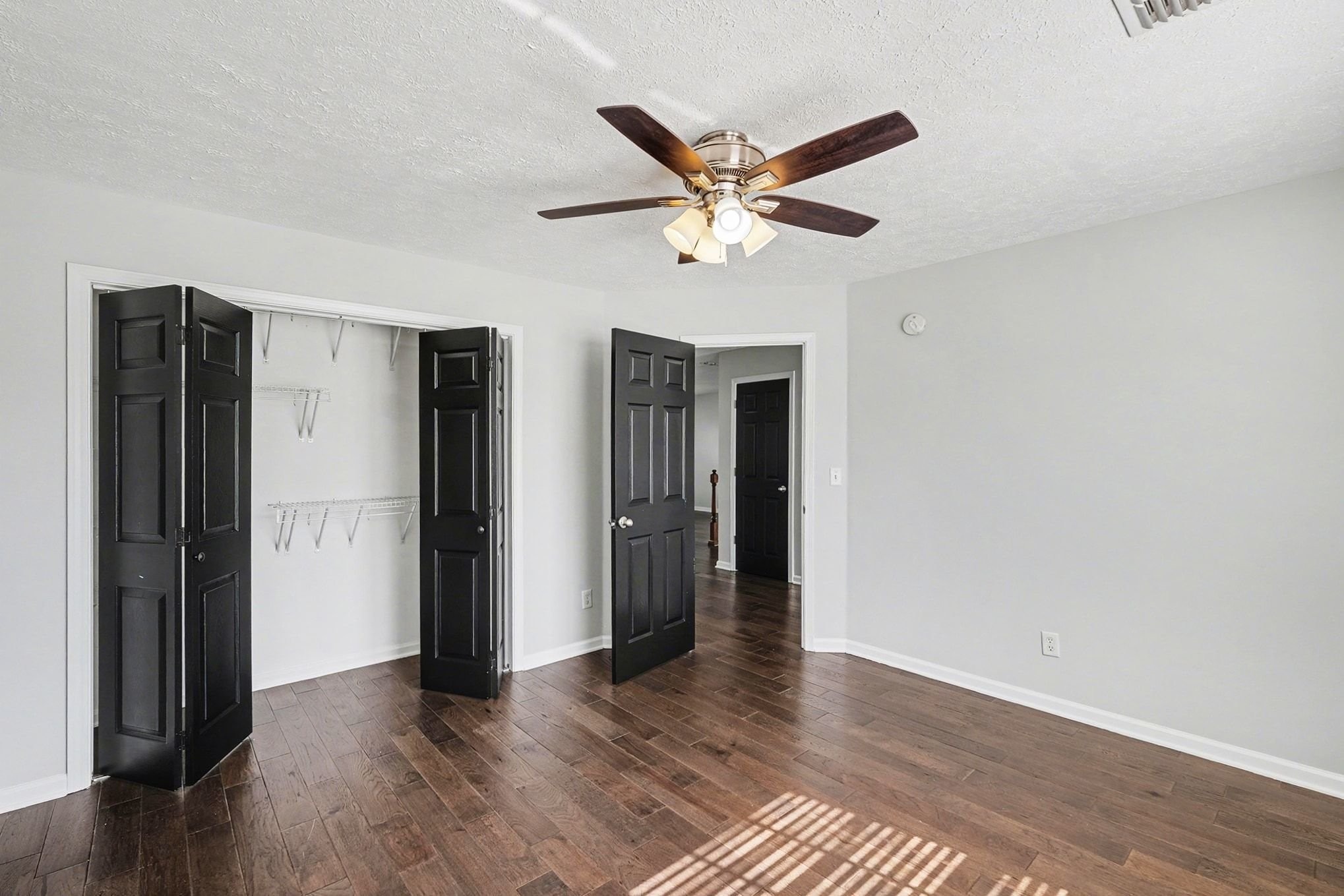 Claude Dr, Smyrna, TN 37167