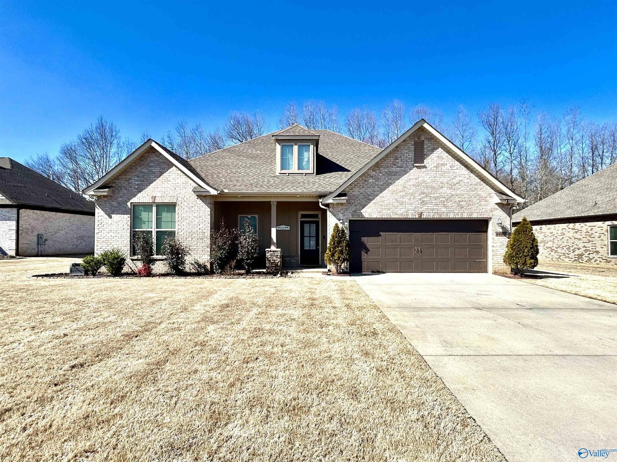 Merlin Dr, Athens, AL 35613