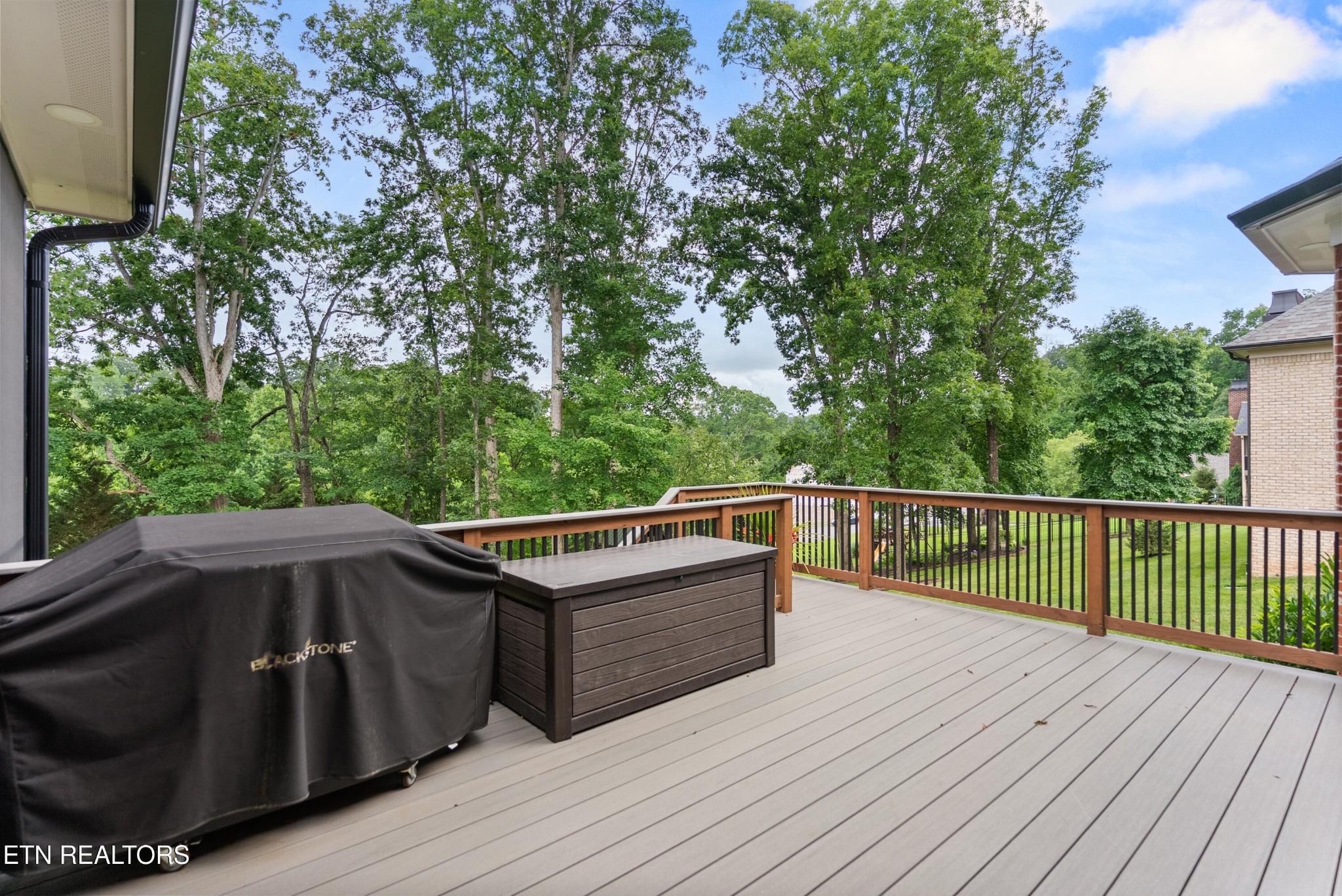 Surfside Shores Ln, Knoxville, TN 37938