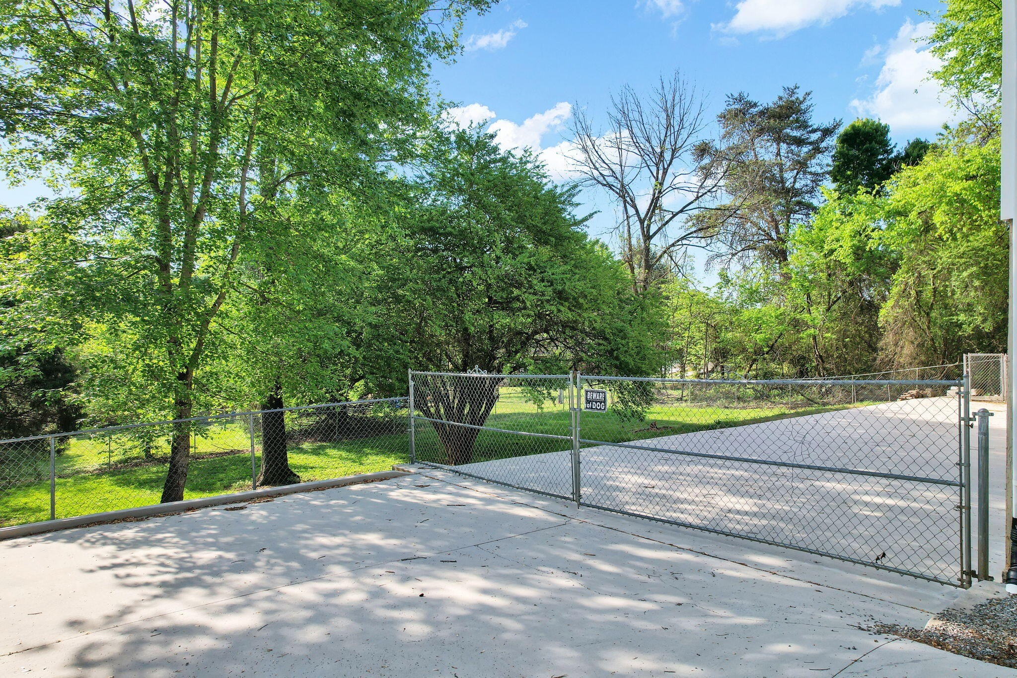 Laurel Dr, Spring City, TN 37381