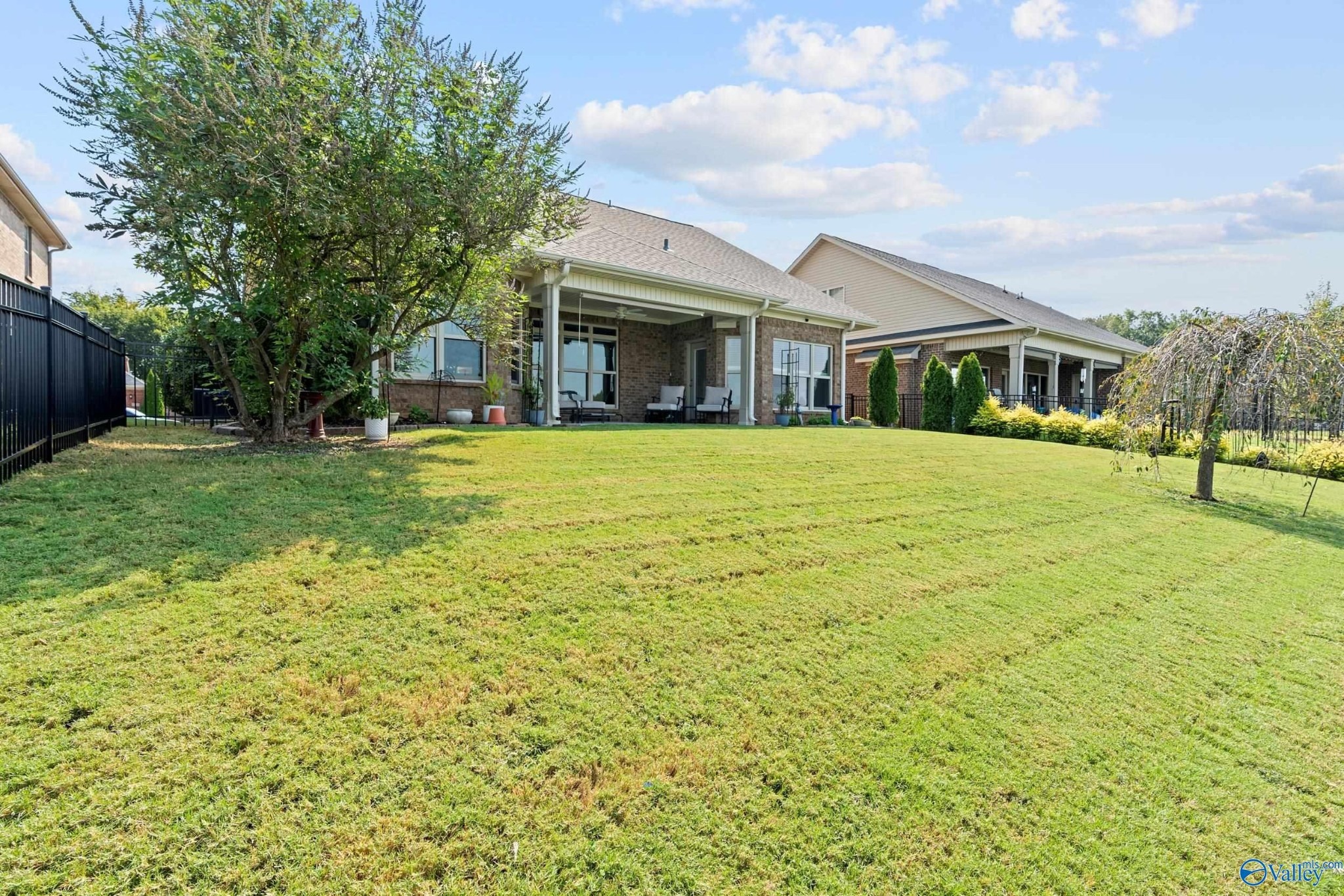 Lakeside Trl, Huntsville, AL 35803