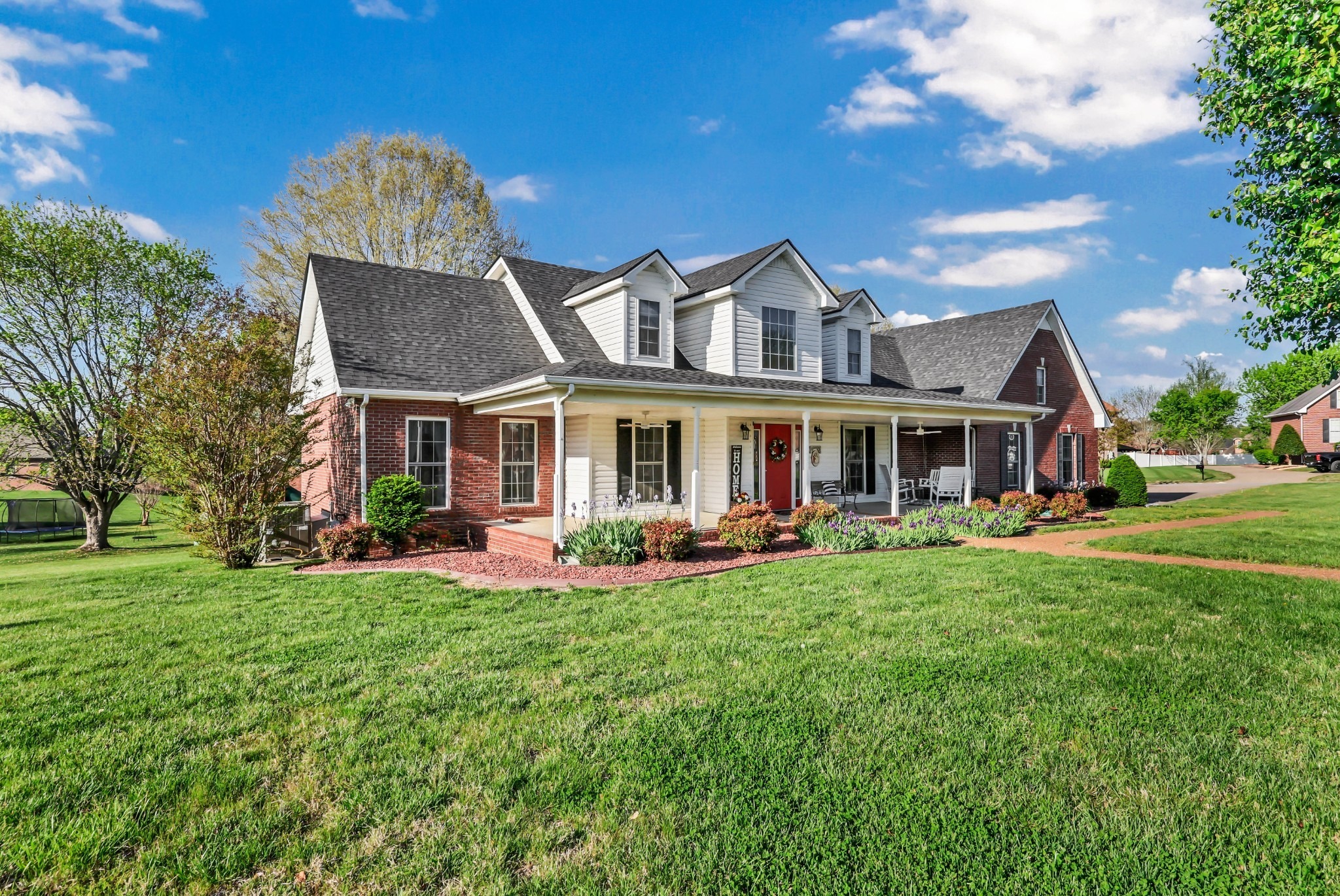 Quincy Ln, Clarksville, TN 37043