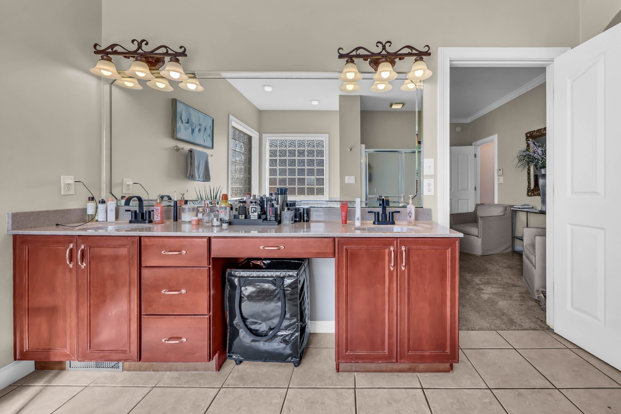 Indian Hills Dr, Clarksville, TN 37043 #1