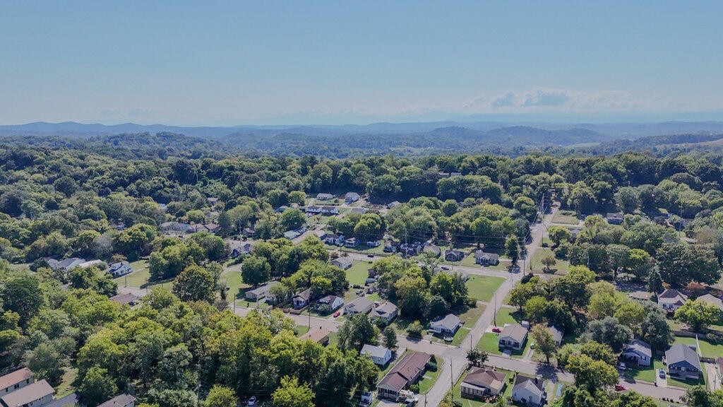 Catalpa Ave, Knoxville, TN 37914