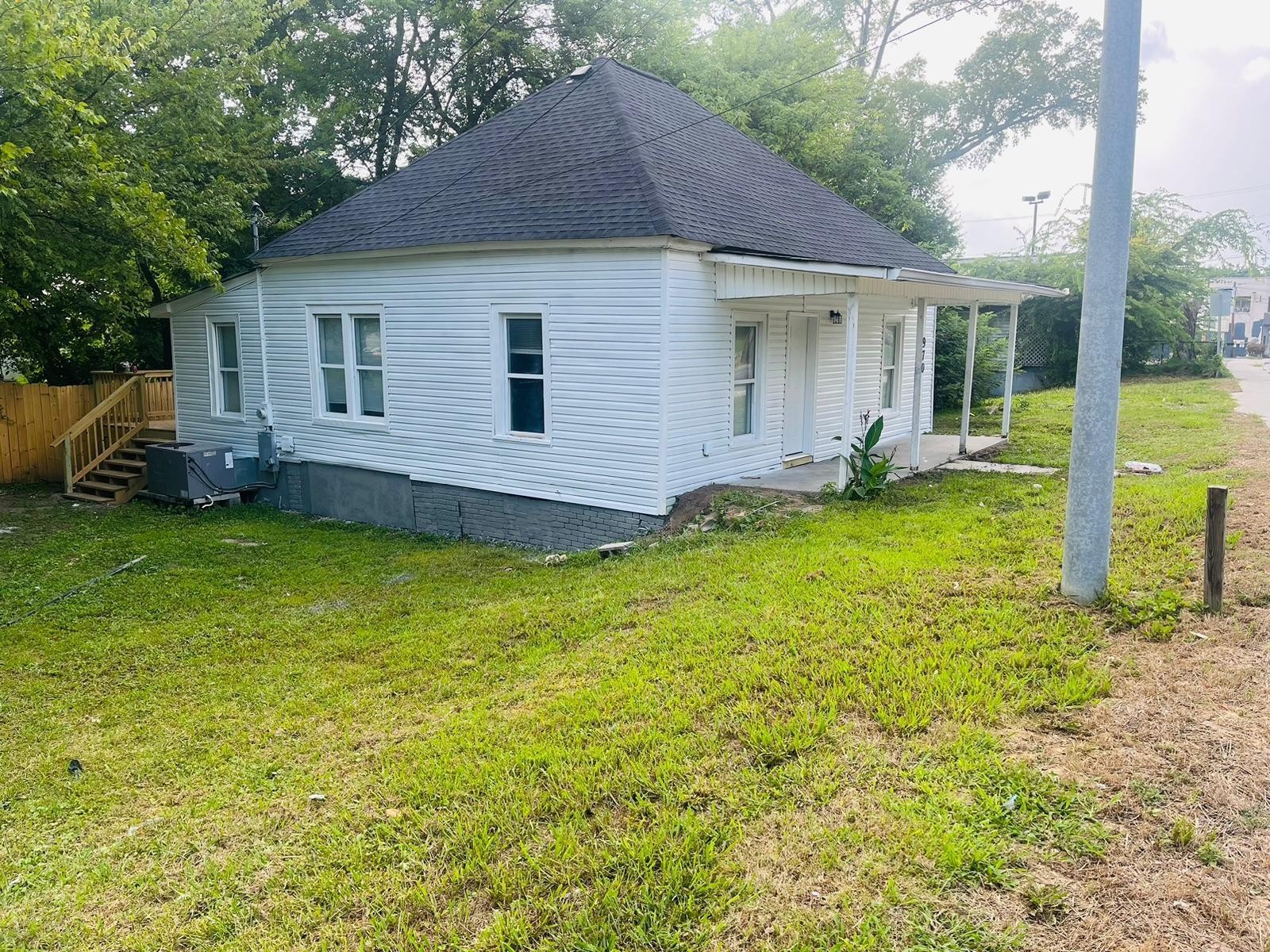 Wildwood Ave, Cleveland, TN 37311