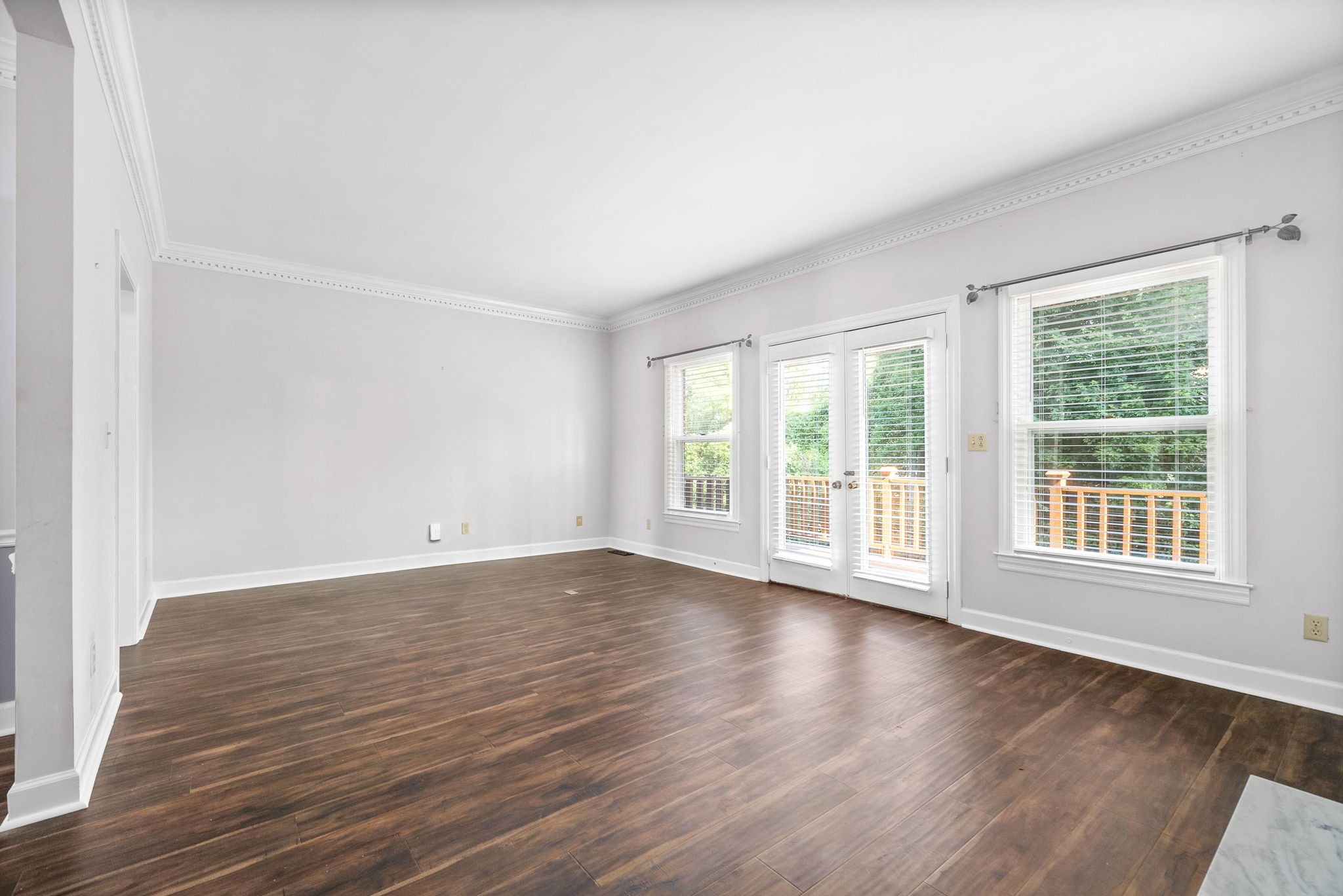 Madison St, Clarksville, TN 37040