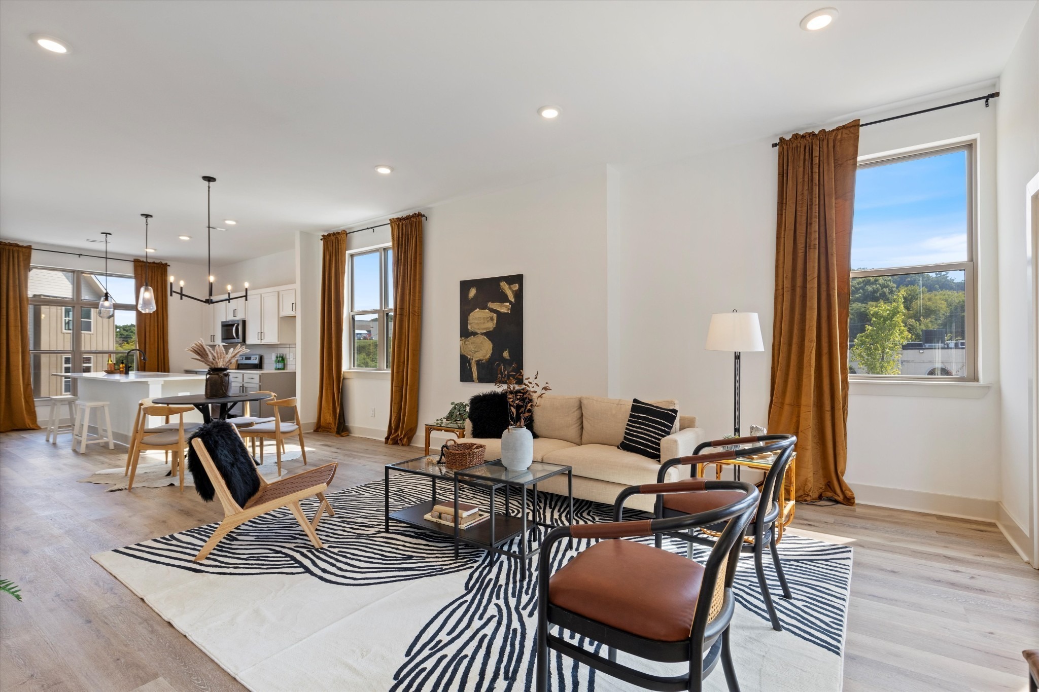 Charlotte Pike, Nashville, TN 37209
