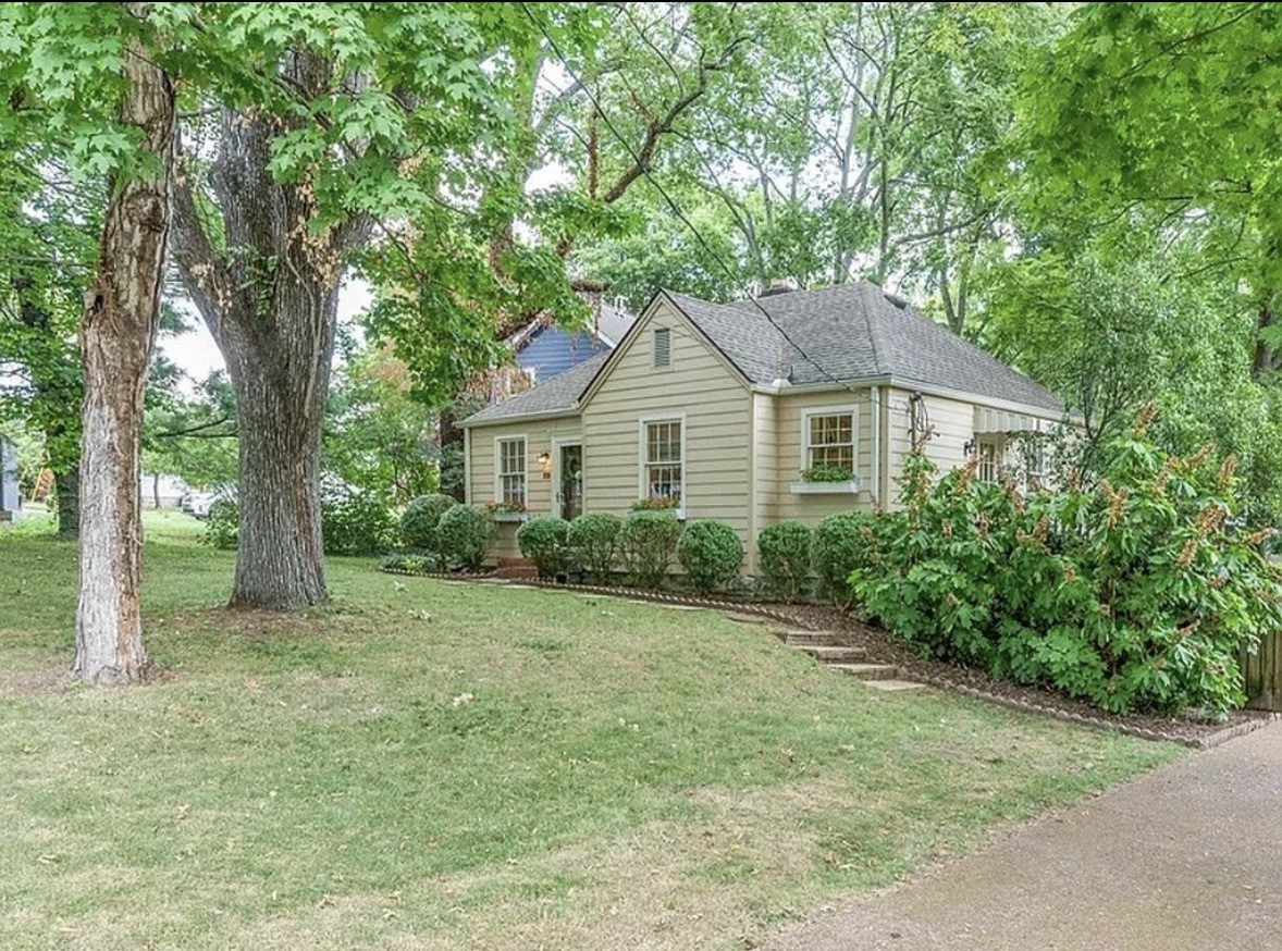 Sharondale Ct, Nashville, TN 37215