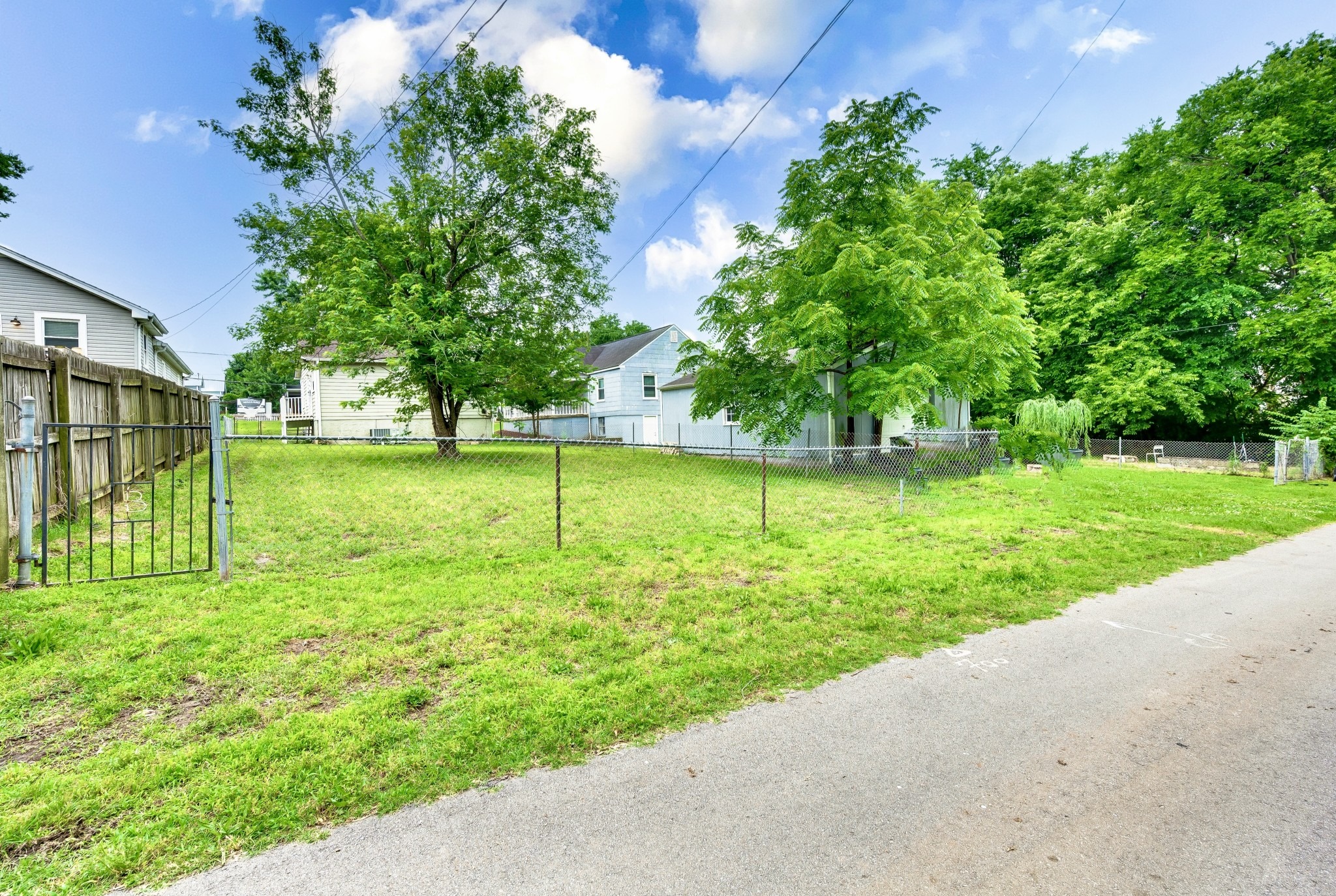 Michigan Ave, Nashville, TN 37209