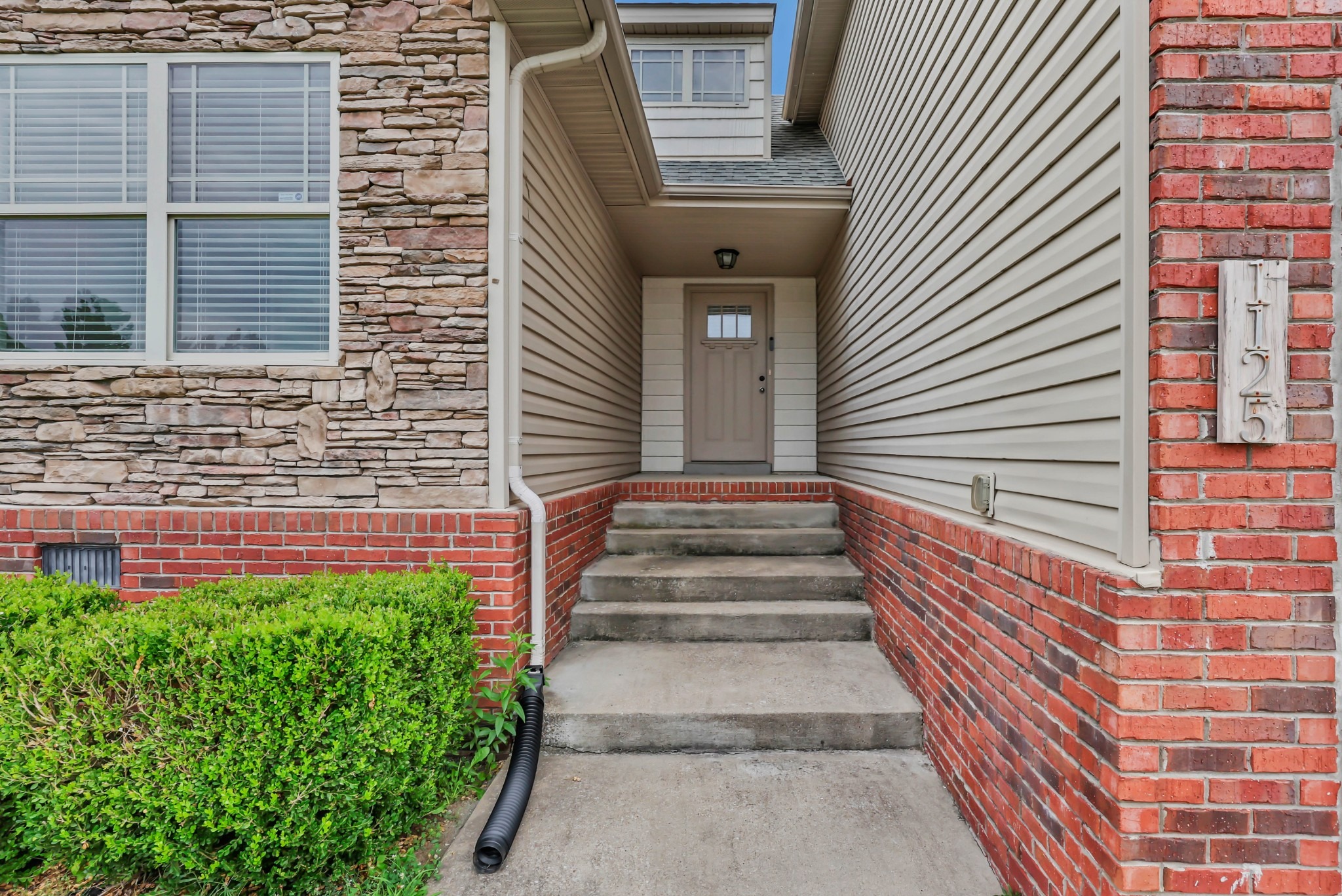 Ishee Dr, Clarksville, TN 37042 #1