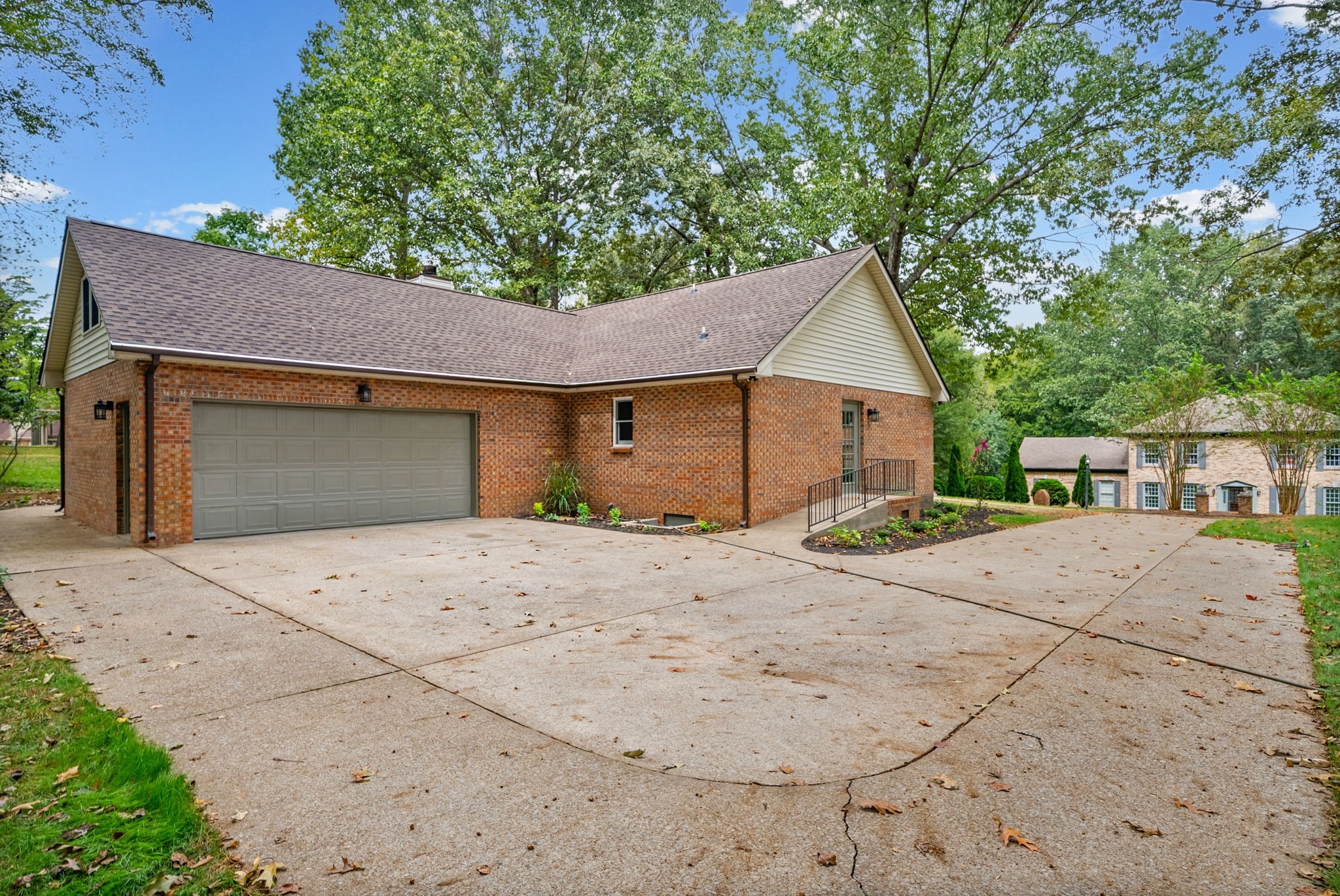 Ridgewood Dr, Clarksville, TN 37043