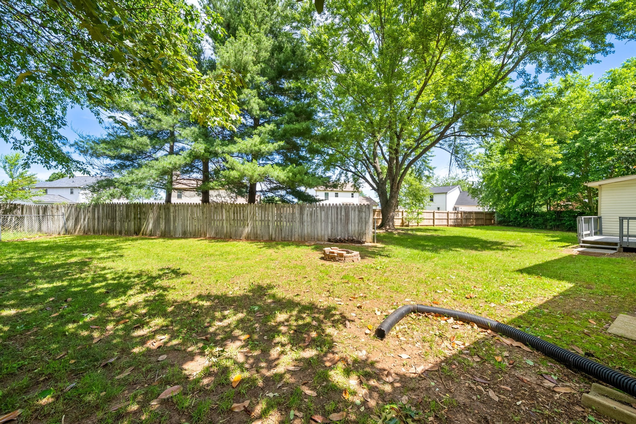 Parkview Ct, Clarksville, TN 37042