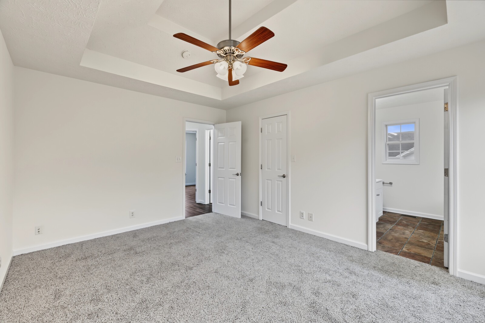 Mutual Dr, Clarksville, TN 37042