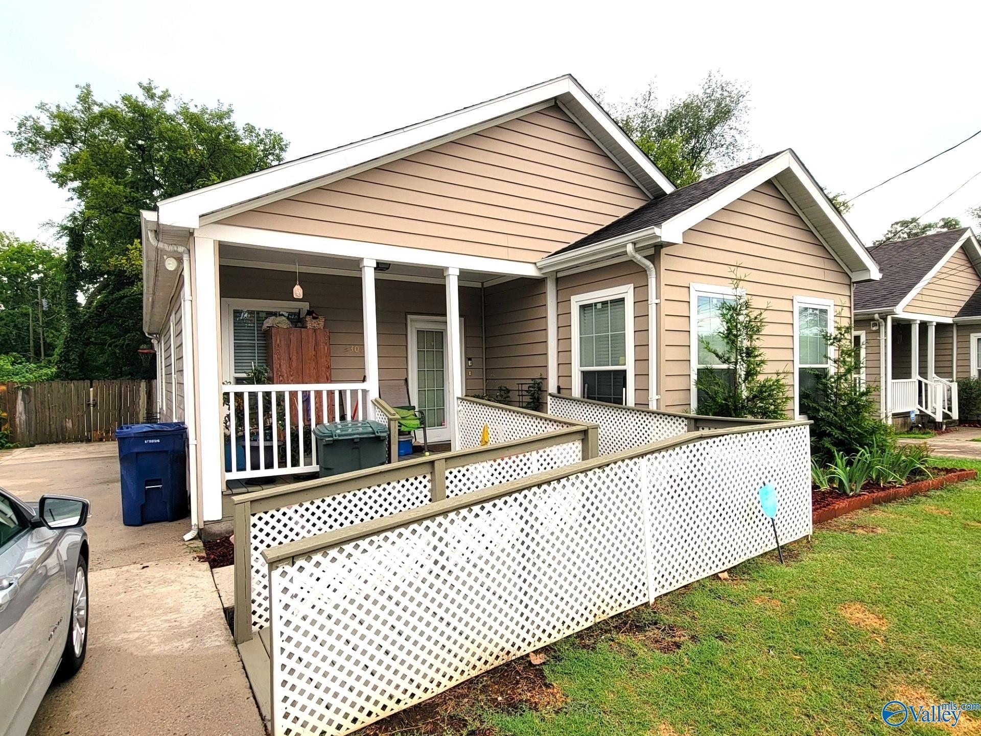 Bell Ave, Huntsville, AL 35816