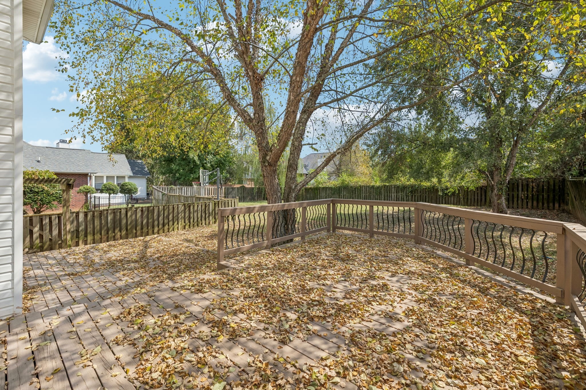 Crooked Creek Ln, Hendersonville, TN 37075