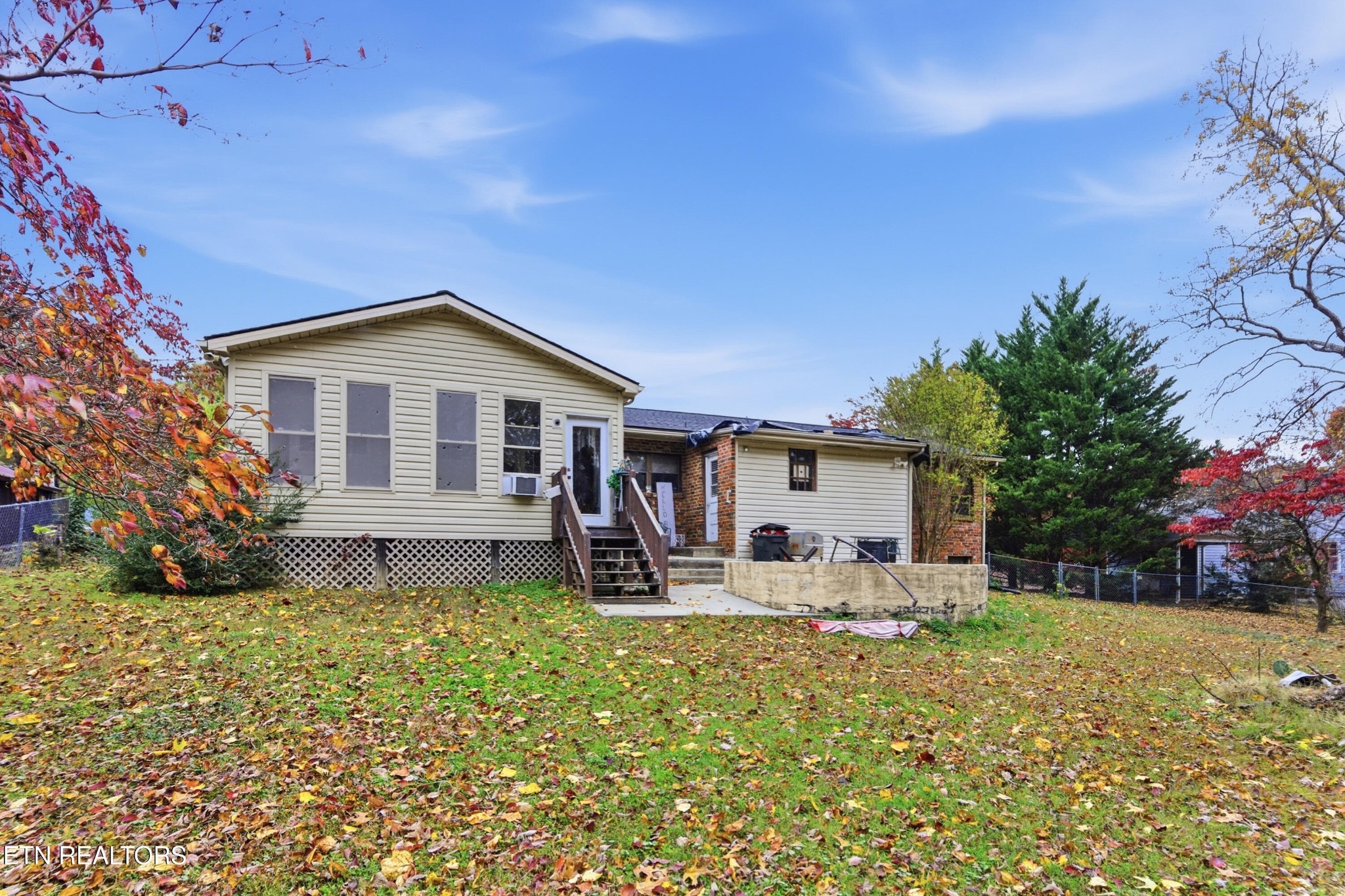 Thrall Rd, Knoxville, TN 37918