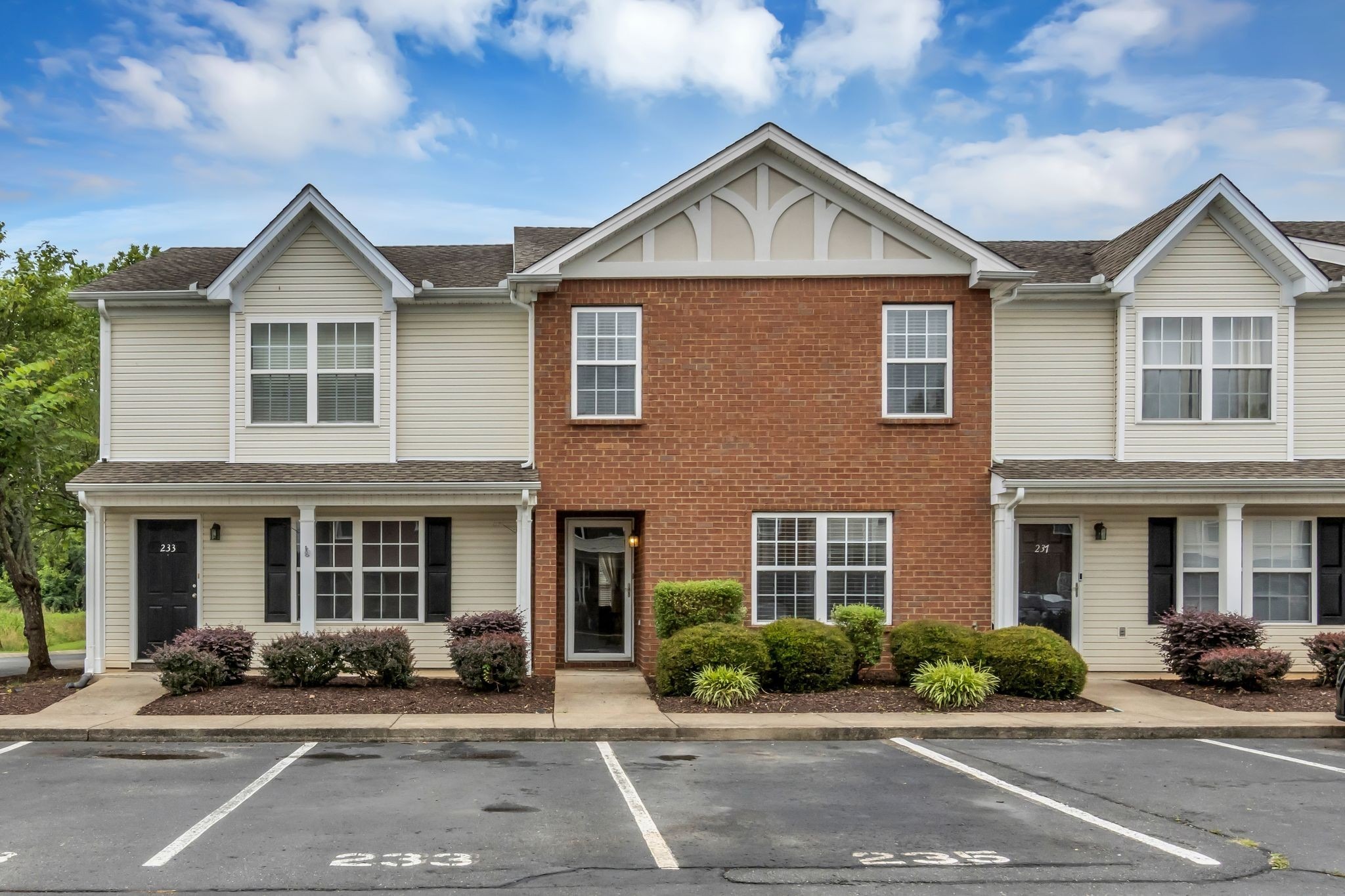 Arapaho Dr, Murfreesboro, TN 37128 #1
