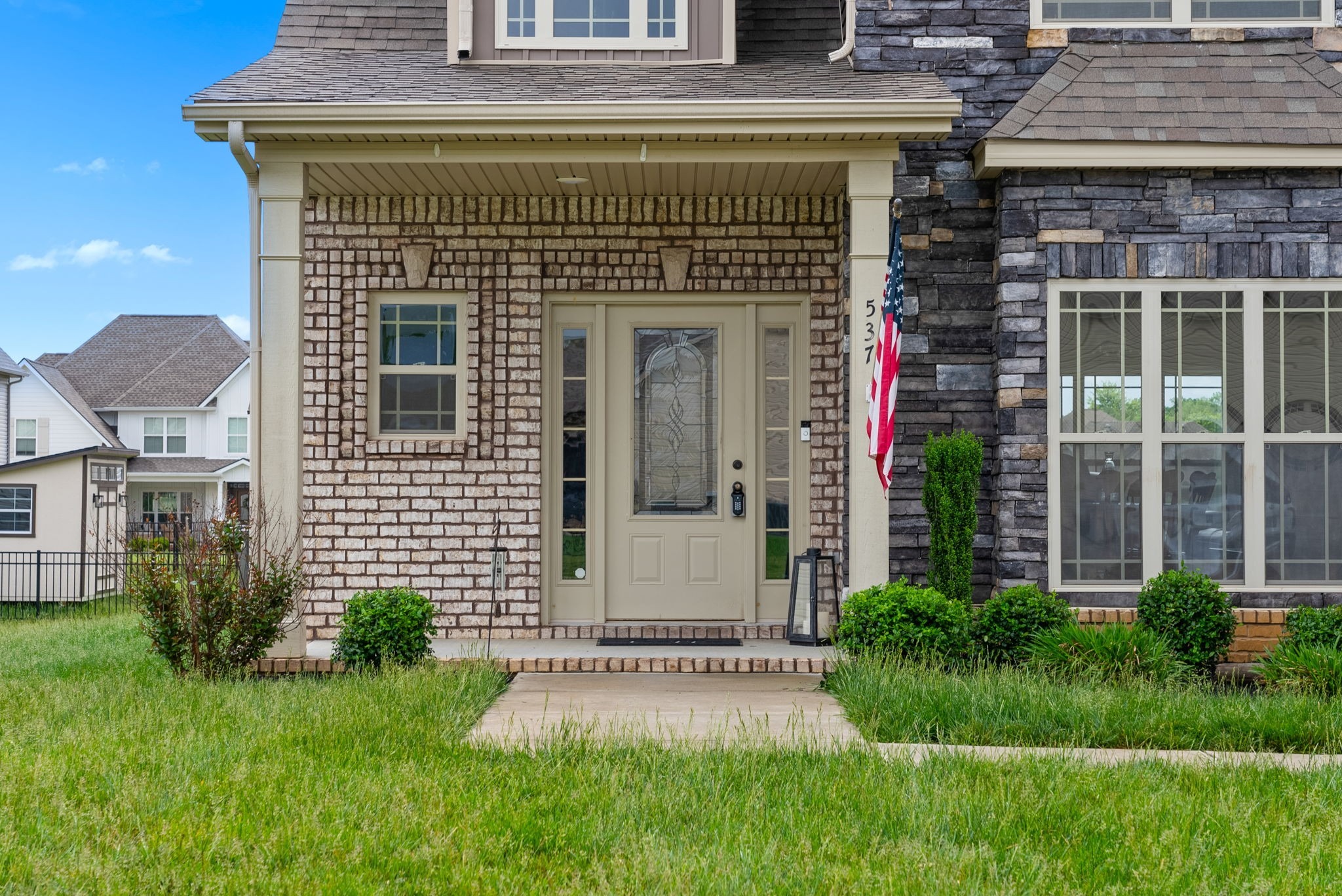 Bowden Dr, Clarksville, TN 37043