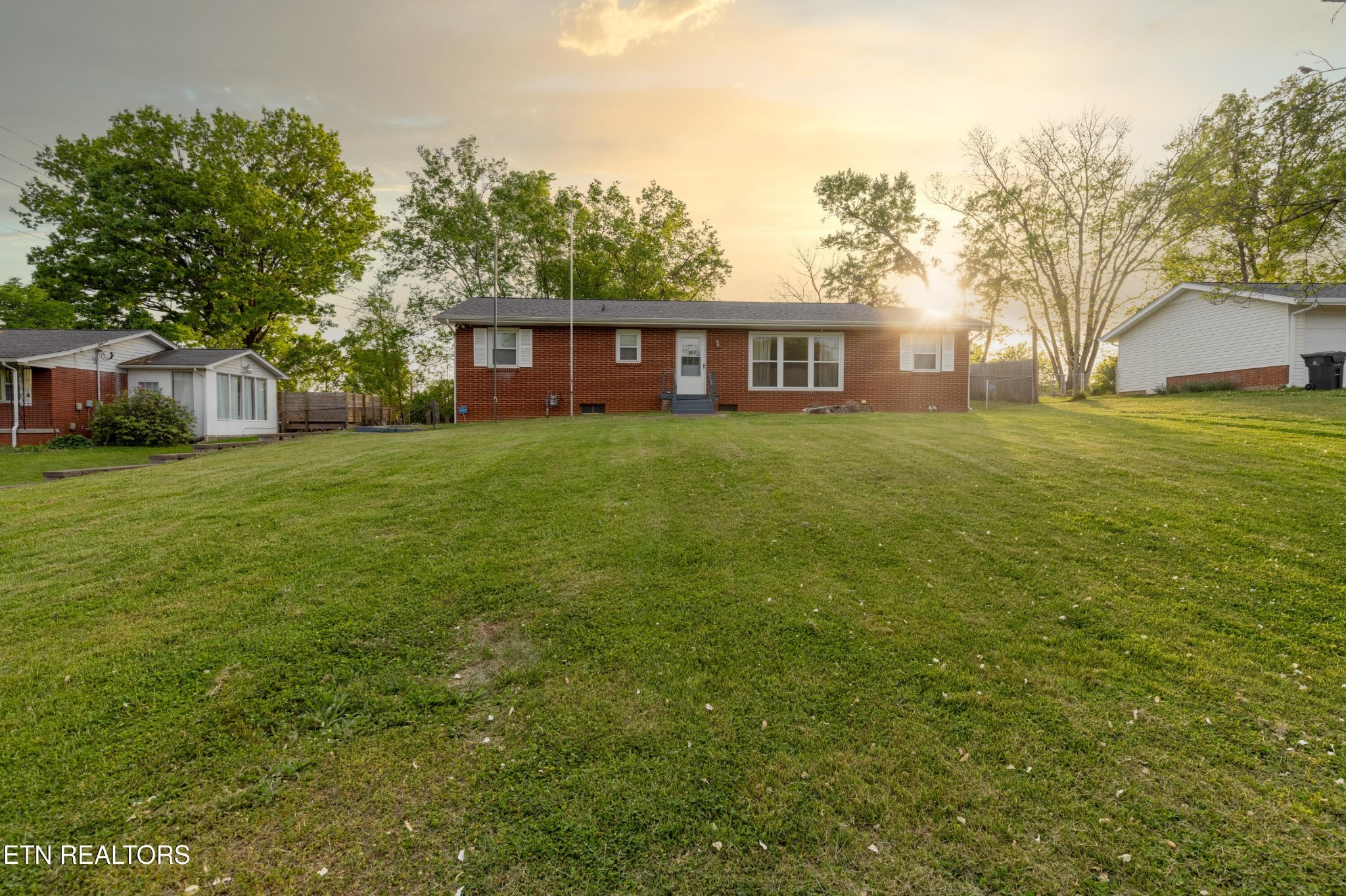 Stoneleigh Rd, Knoxville, TN 37912 #1