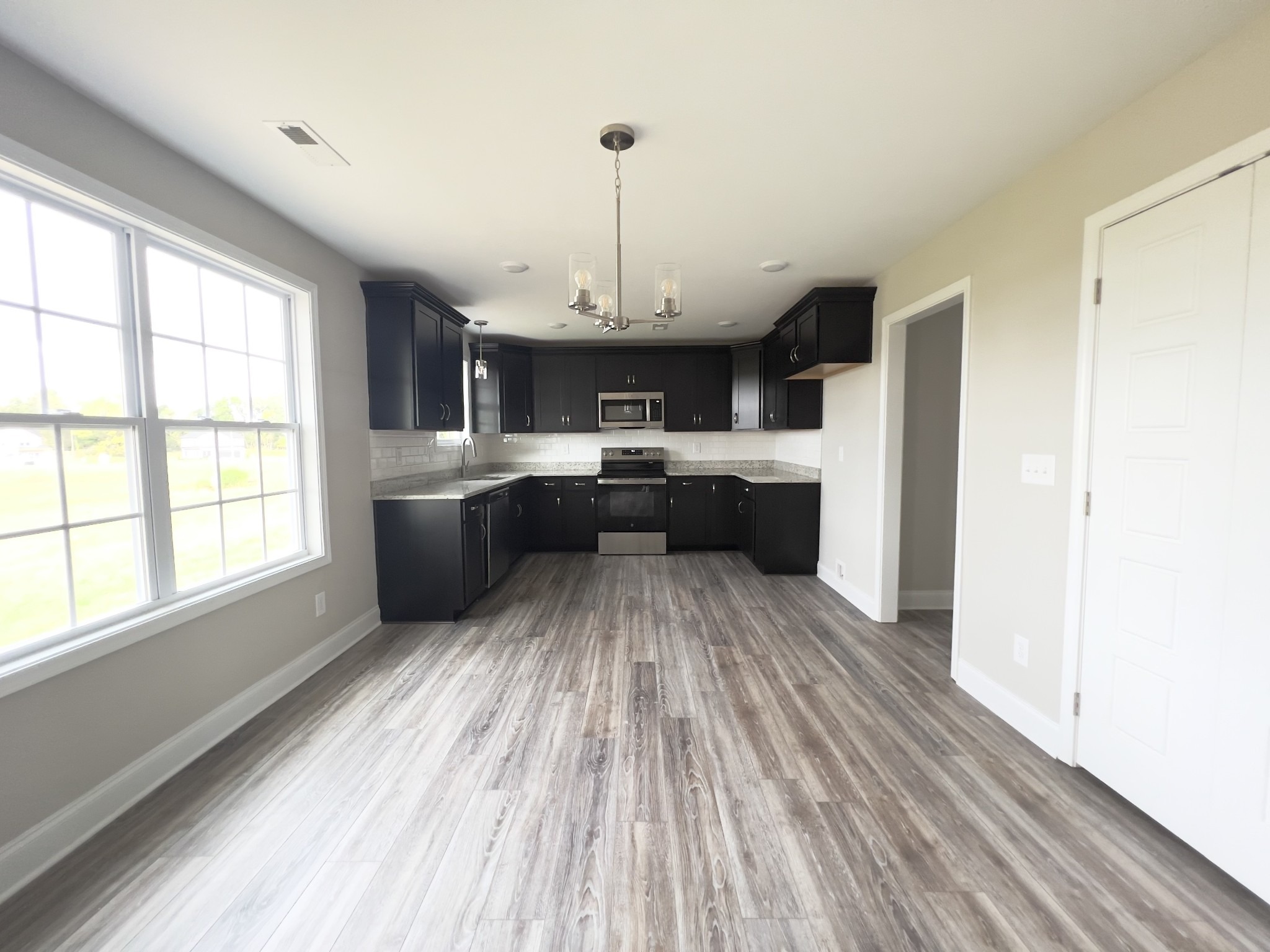 Emma Dean Dr, Clarksville, TN 37042 #1