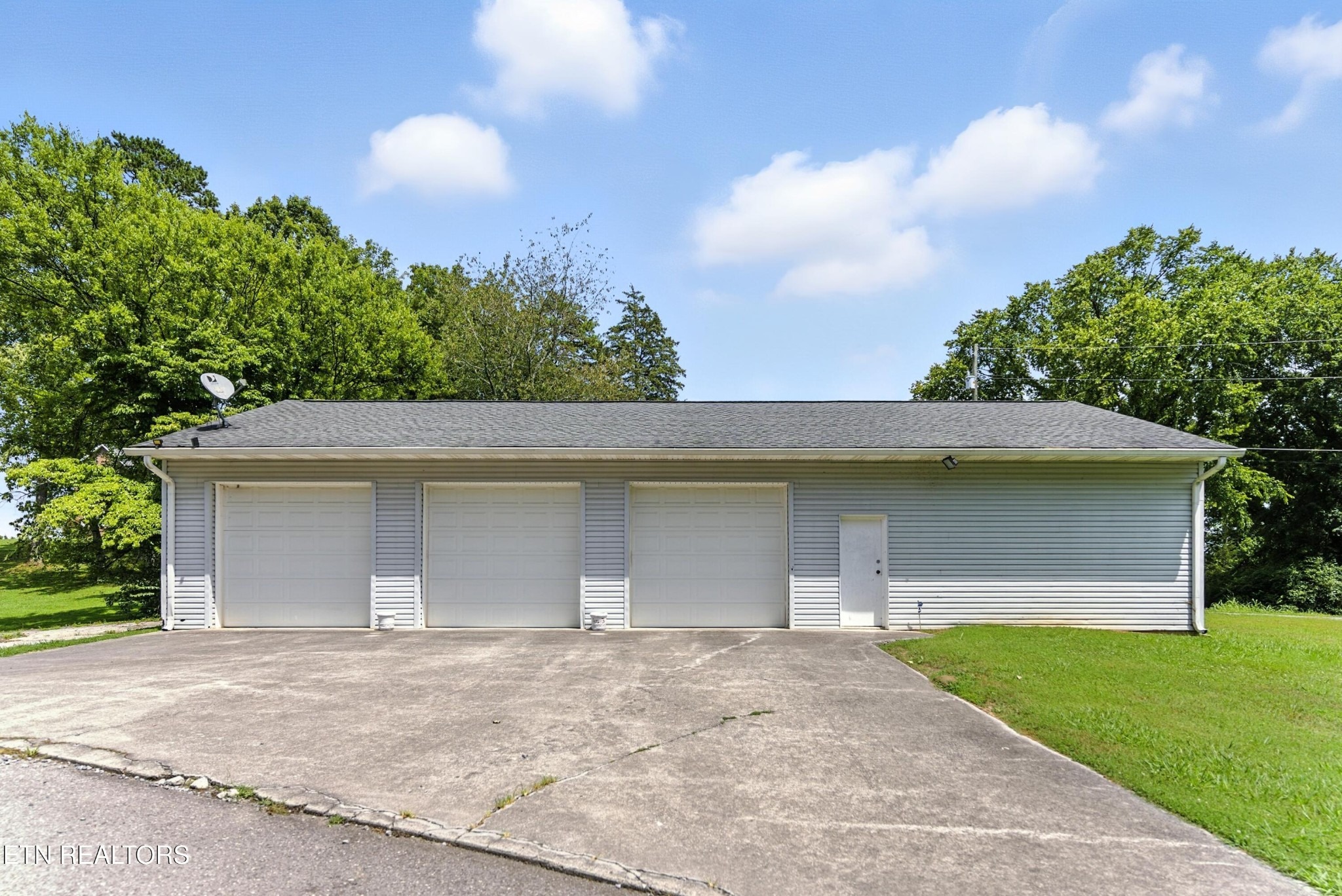 Barnes Ln, Strawberry Plains, TN 37871