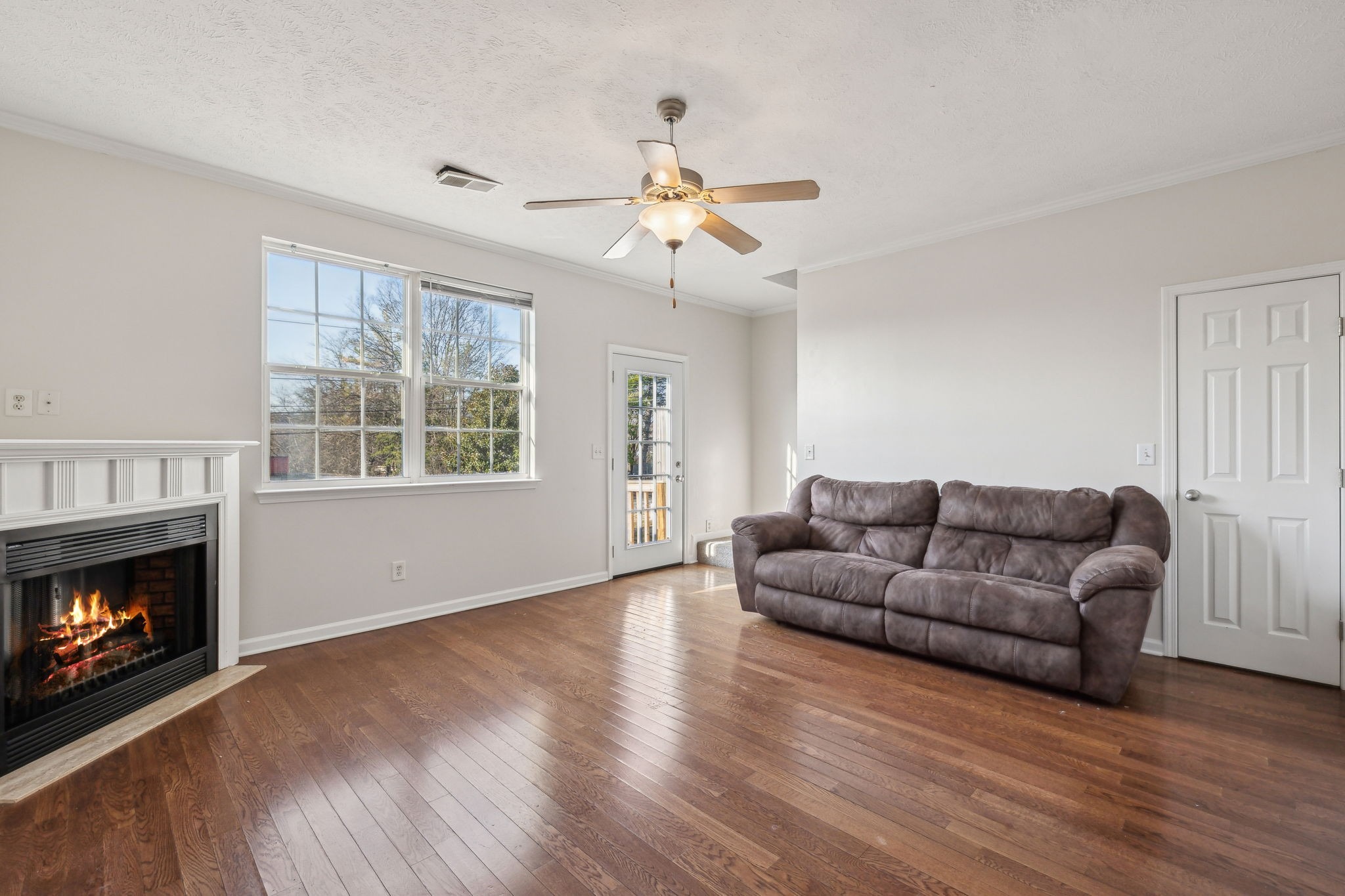 Hickory Hollow Pkwy, Antioch, TN 37013 #1