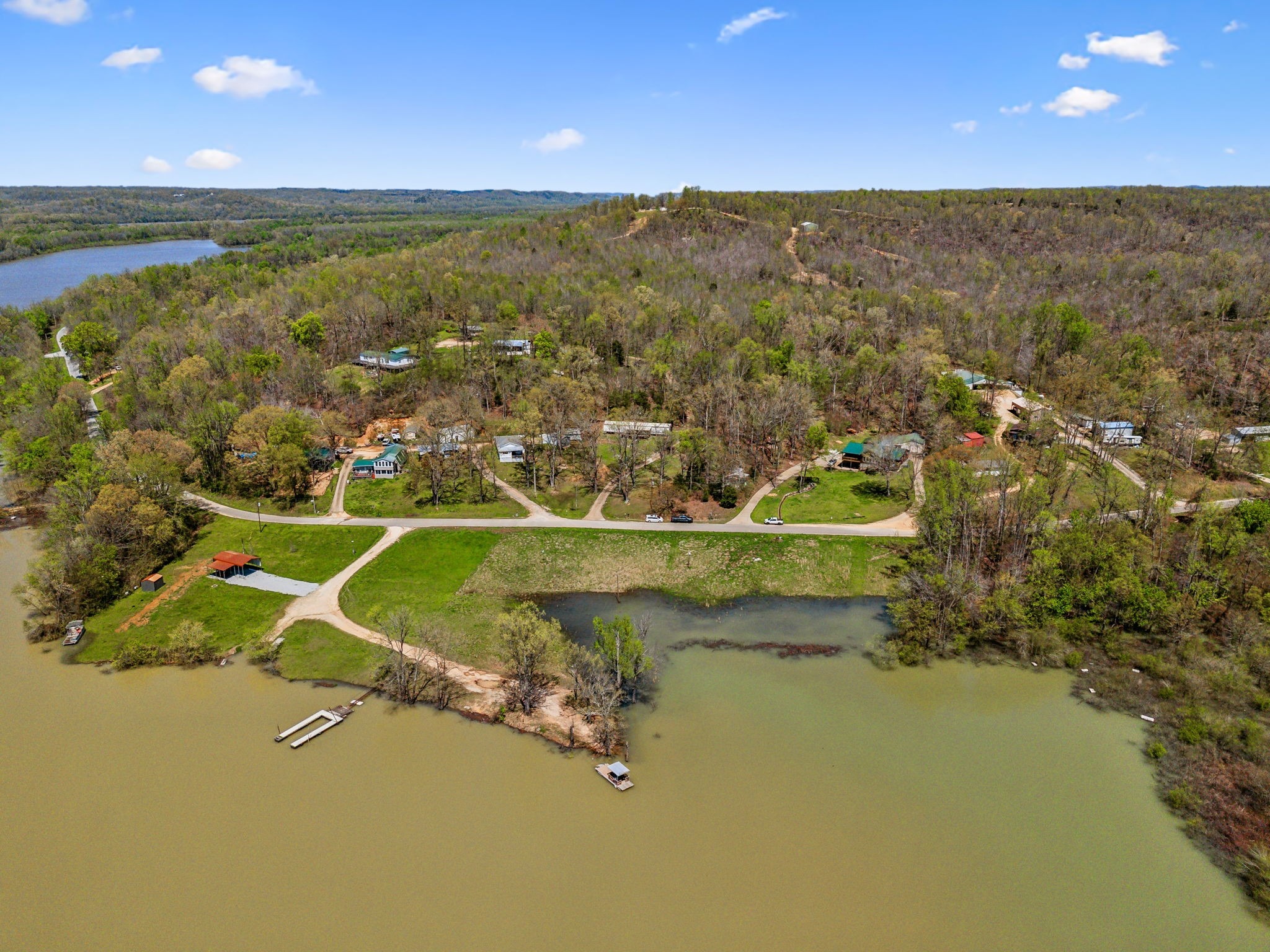 Crooked Creek Rd, Lobelville, TN 37097