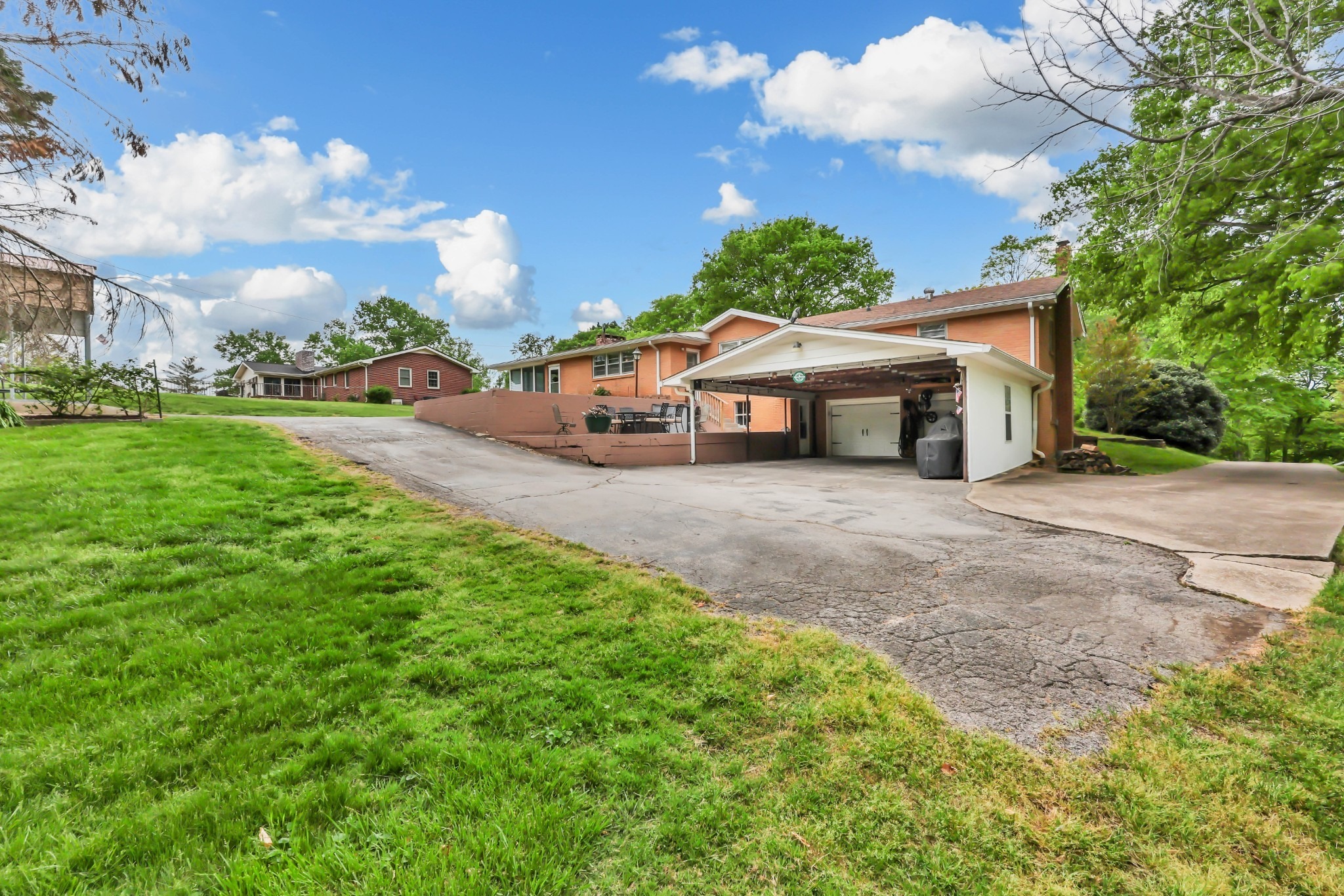 Oak Hill Dr, Clarksville, TN 37040 #1