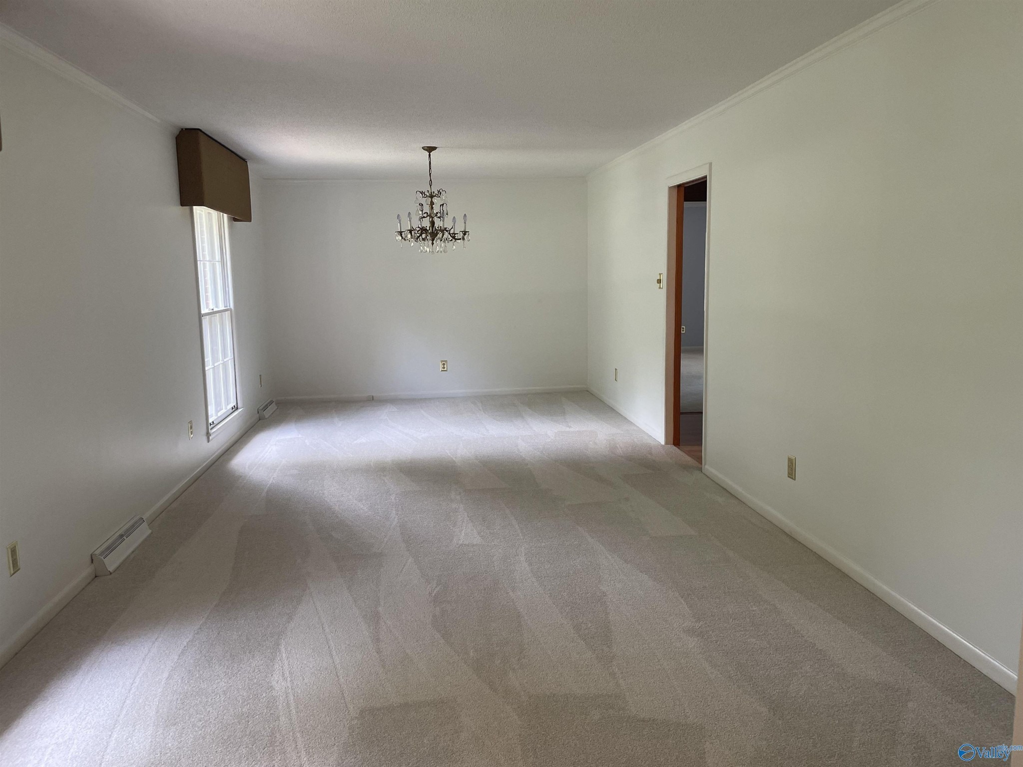 Louis Dr, Huntsville, AL 35802