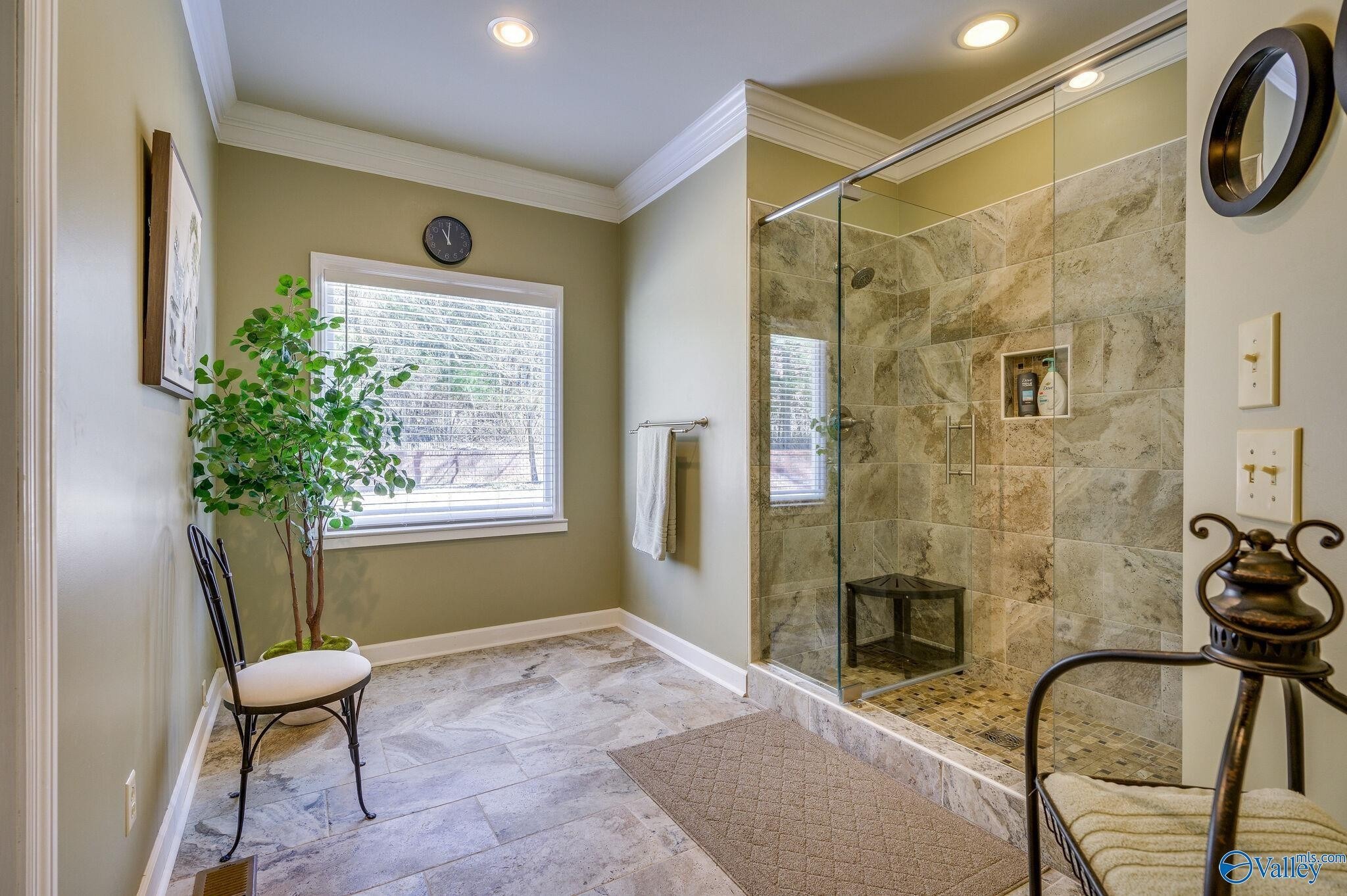 Greenslope Trl, Huntsville, AL 35811