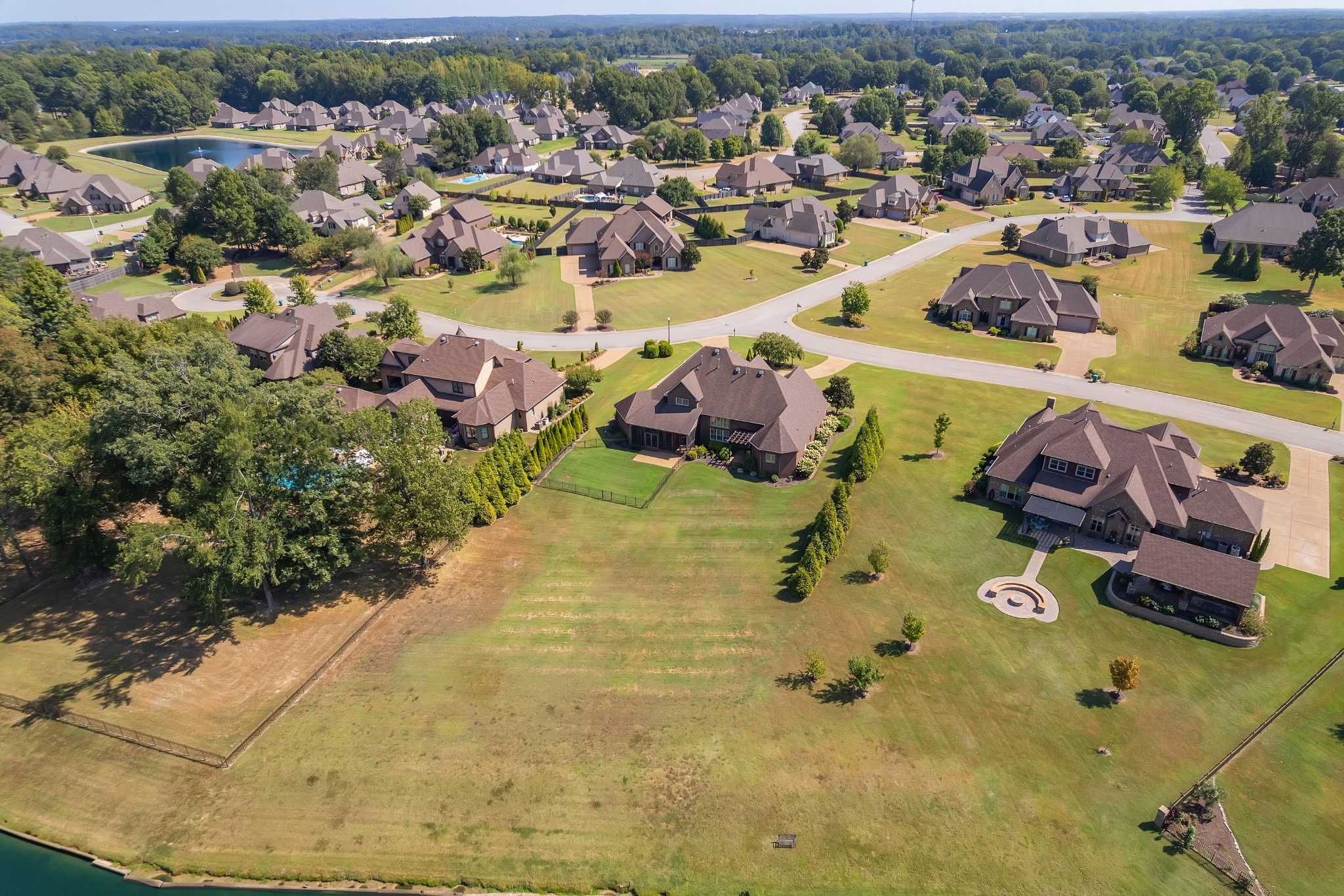 Lake Pointe Dr, Jackson, TN 38305 #1