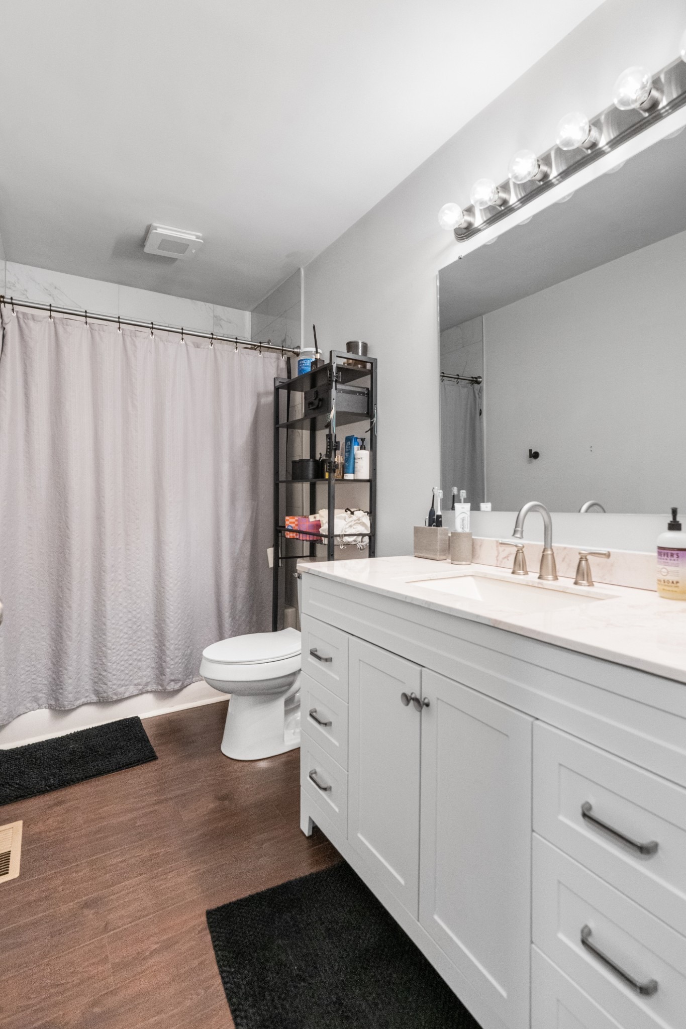 Starlet Cir, Cleveland, TN 37323