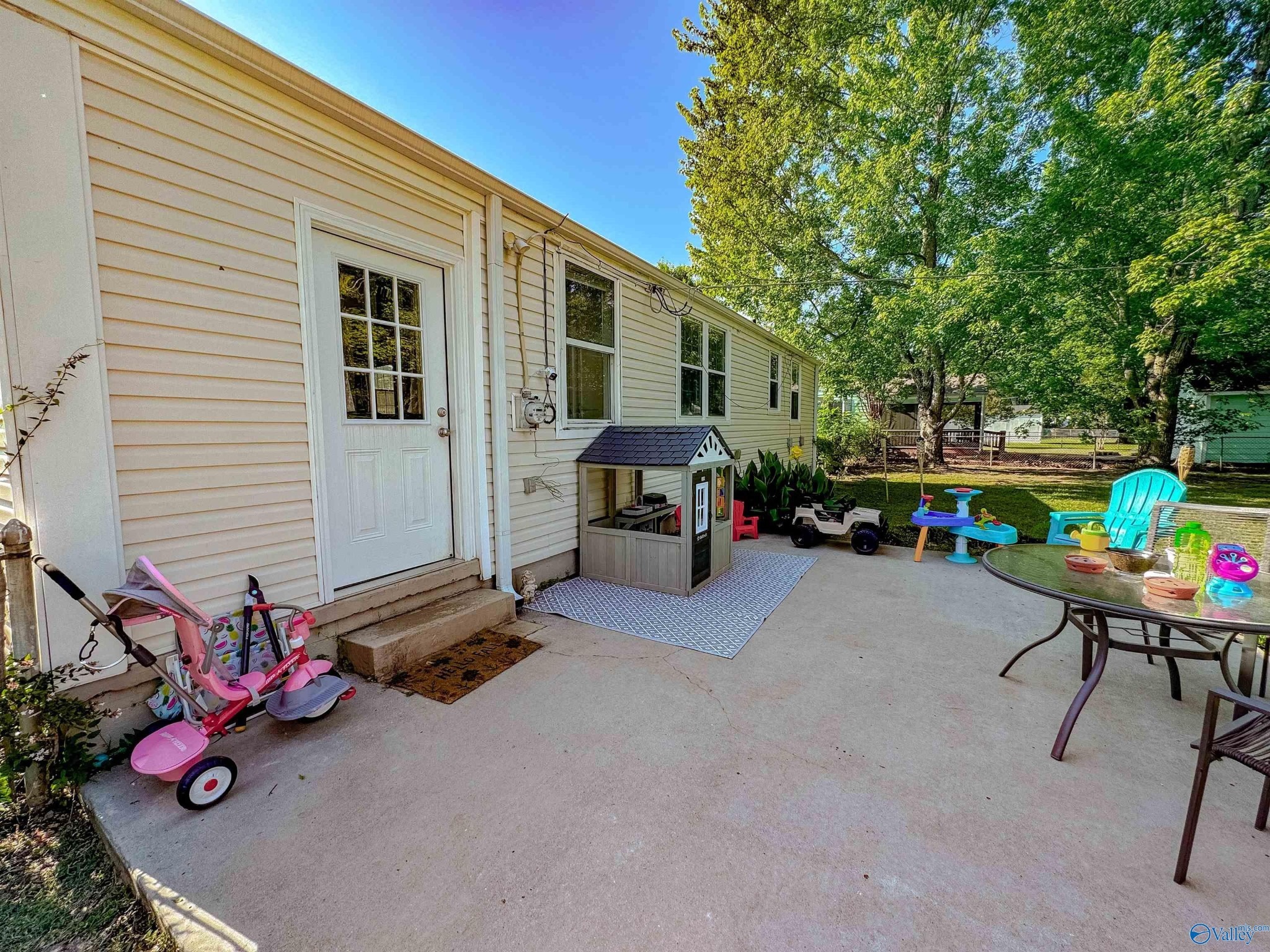 Titus St, Huntsville, AL 35801 #1