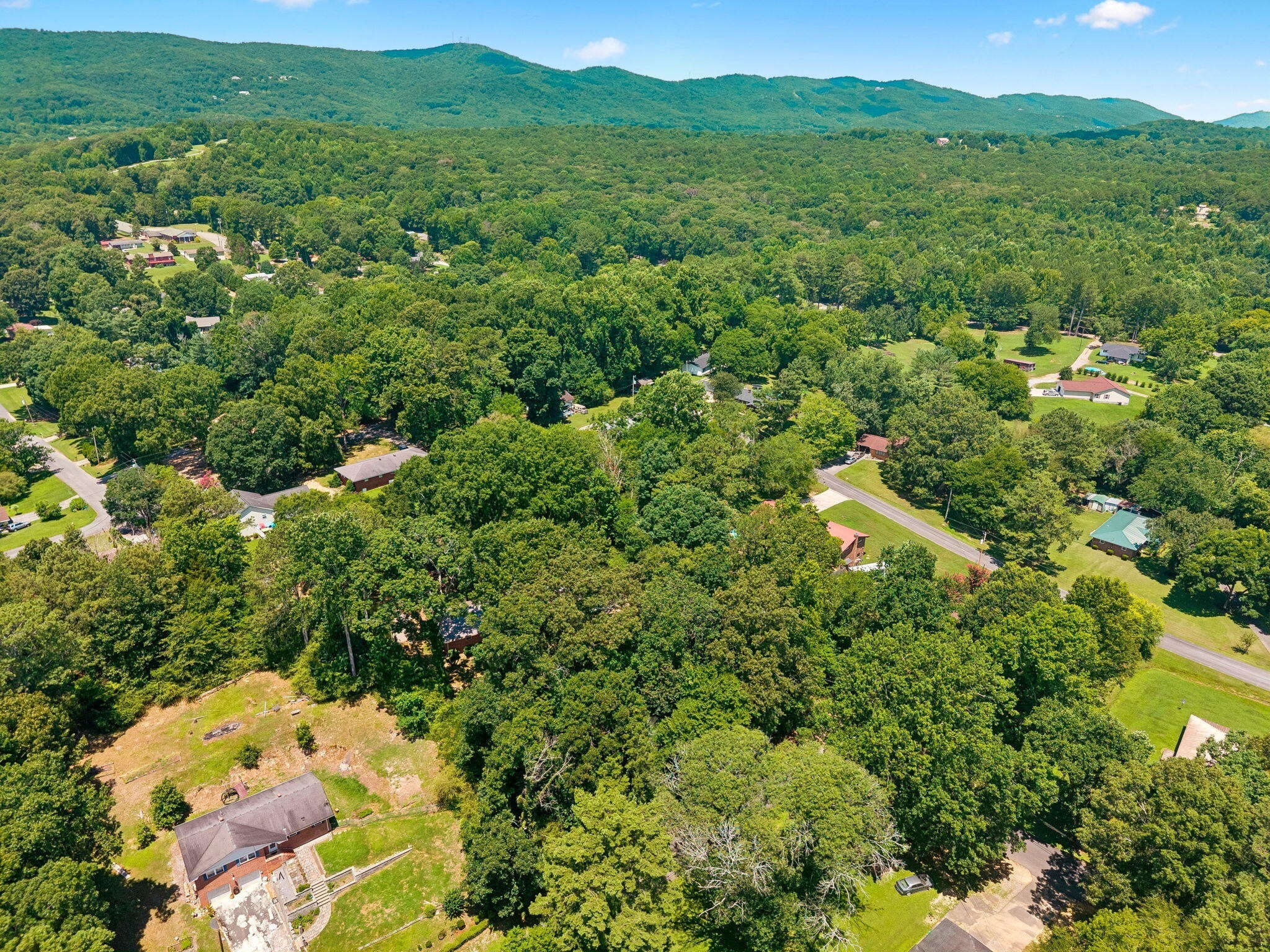Curtis Rd, Dalton, GA 30720