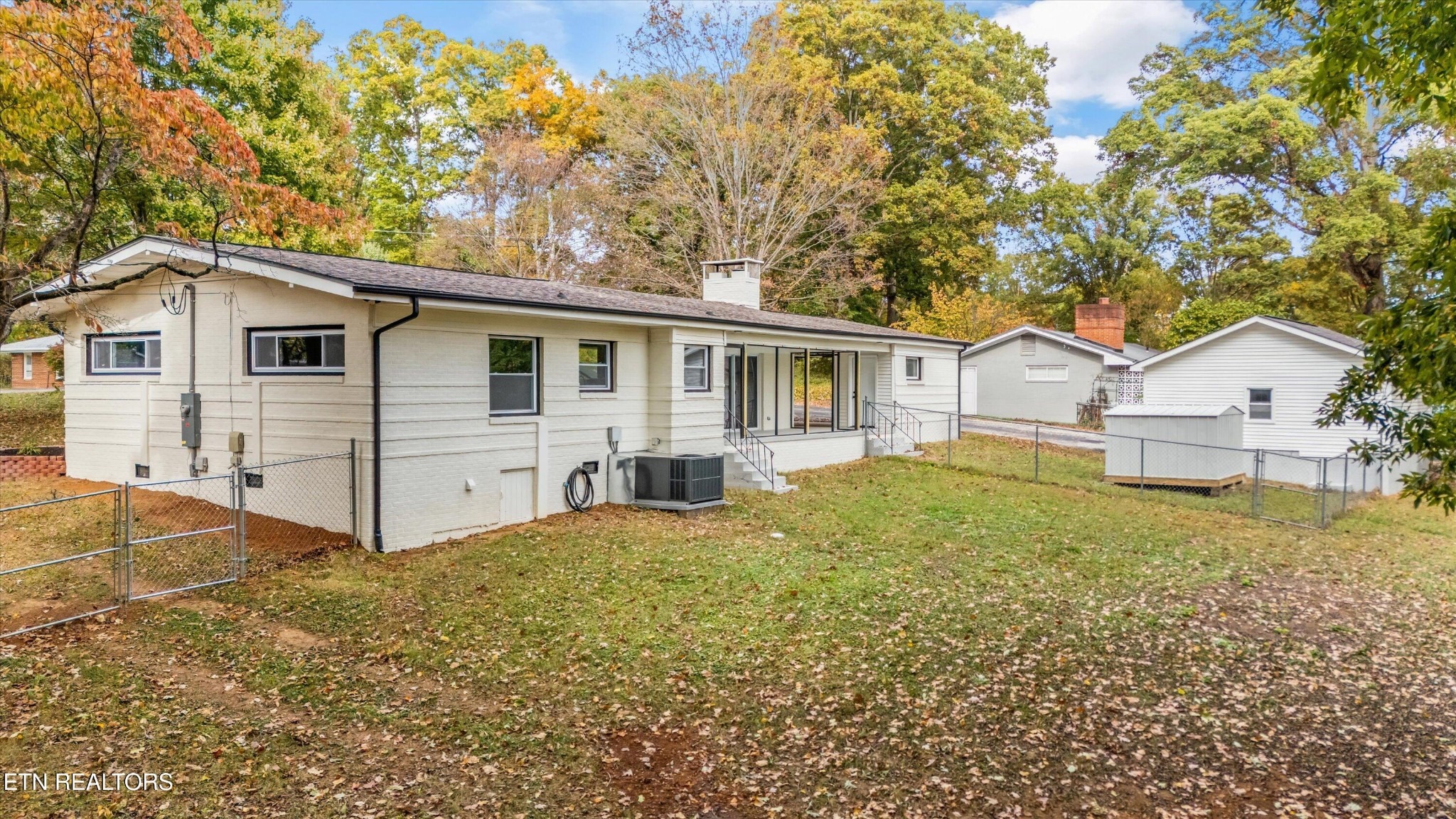 Ridgecrest Dr, Maryville, TN 37803