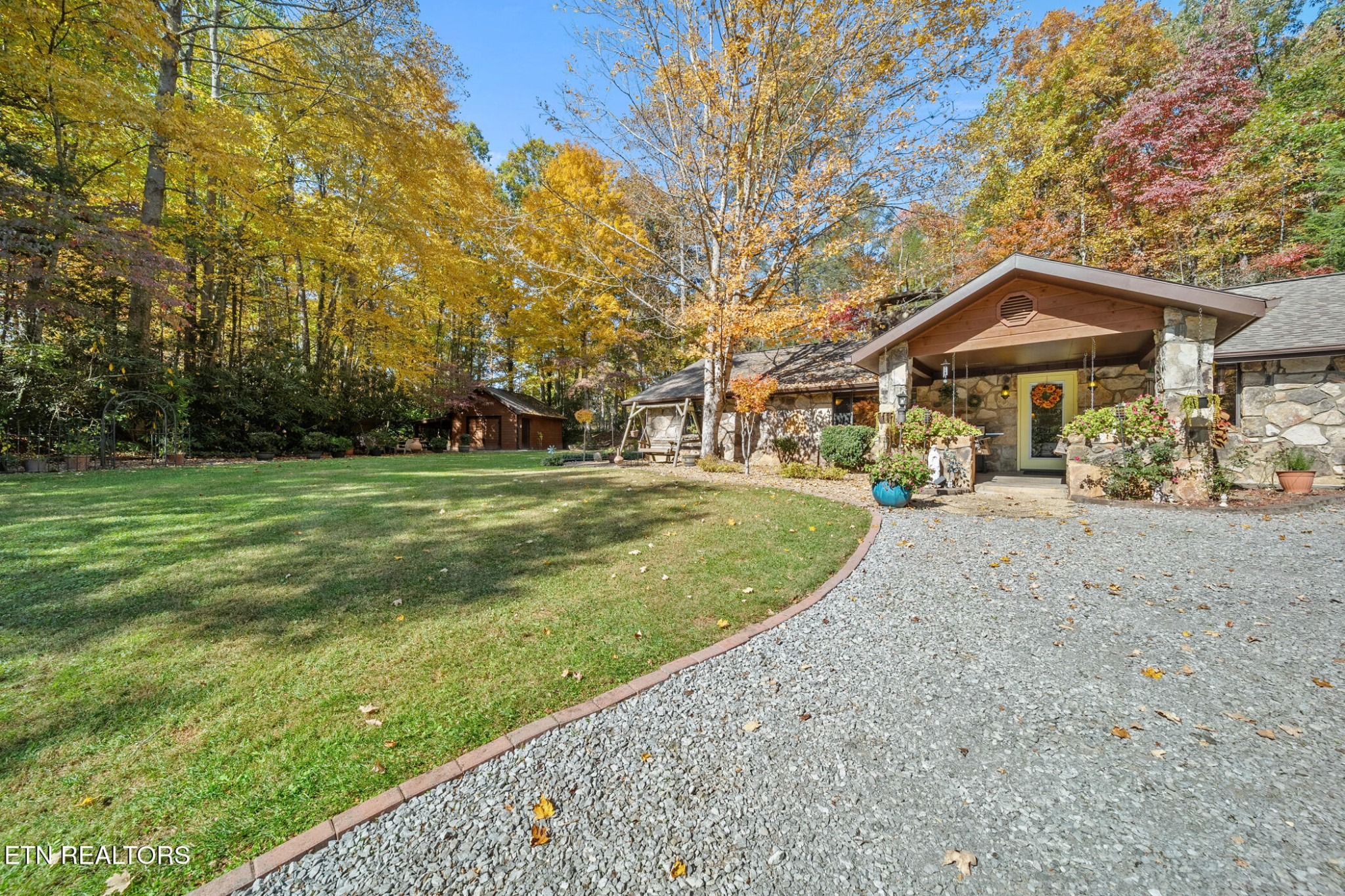 Seaton Dr, Gatlinburg, TN 37738