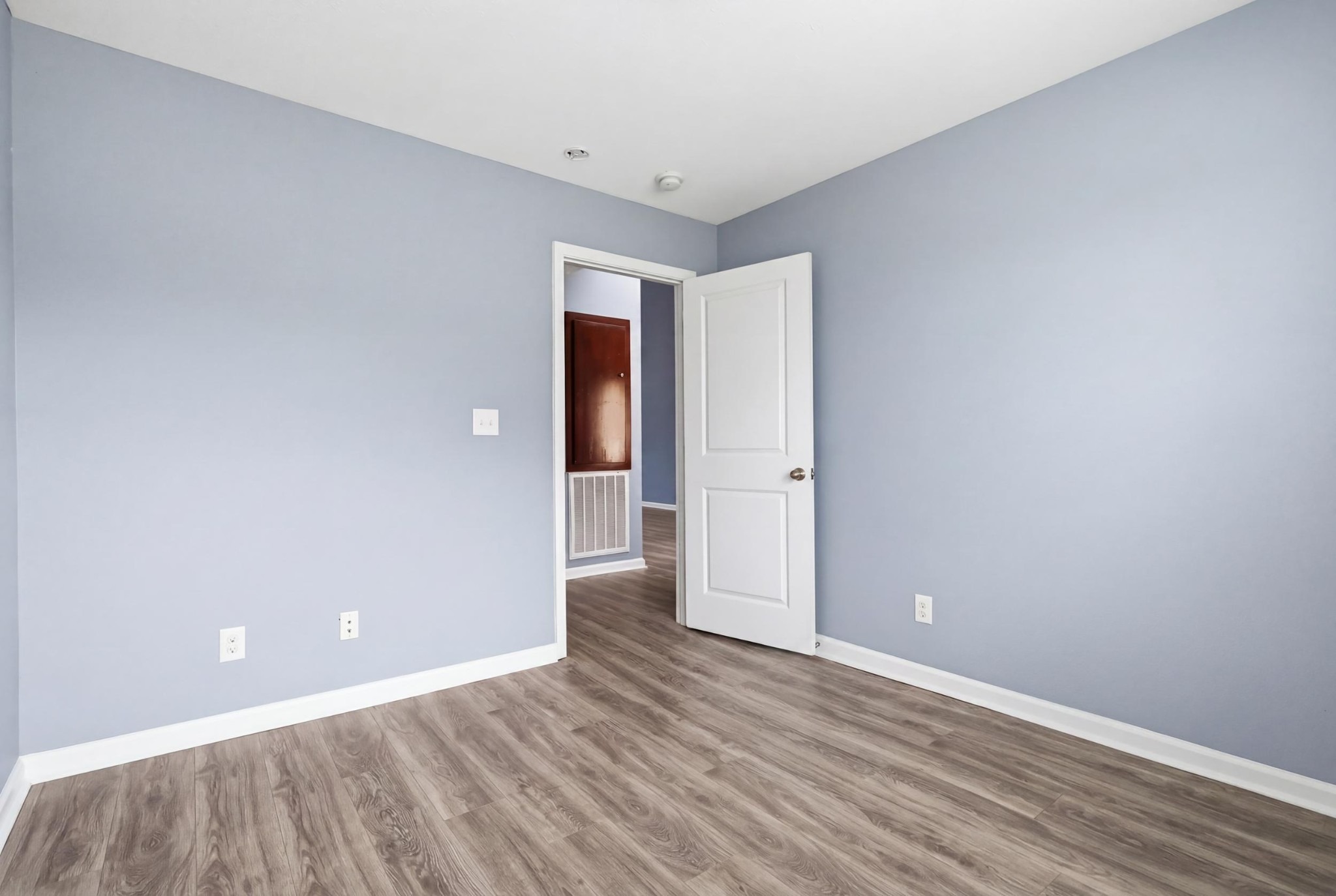 Keech Dr, Clarksville, TN 37042