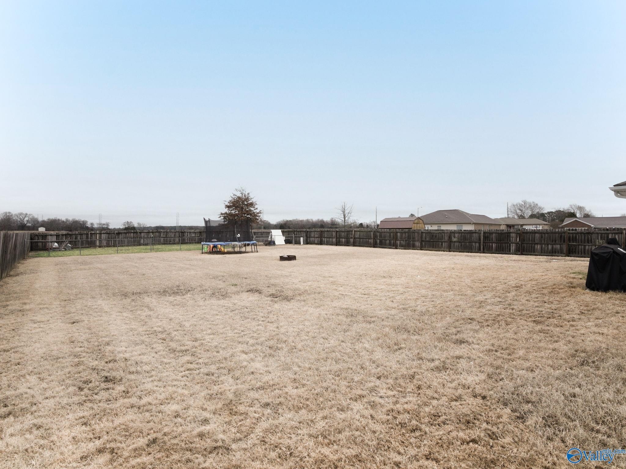 Ivy Darlene Dr, New Market, AL 35761