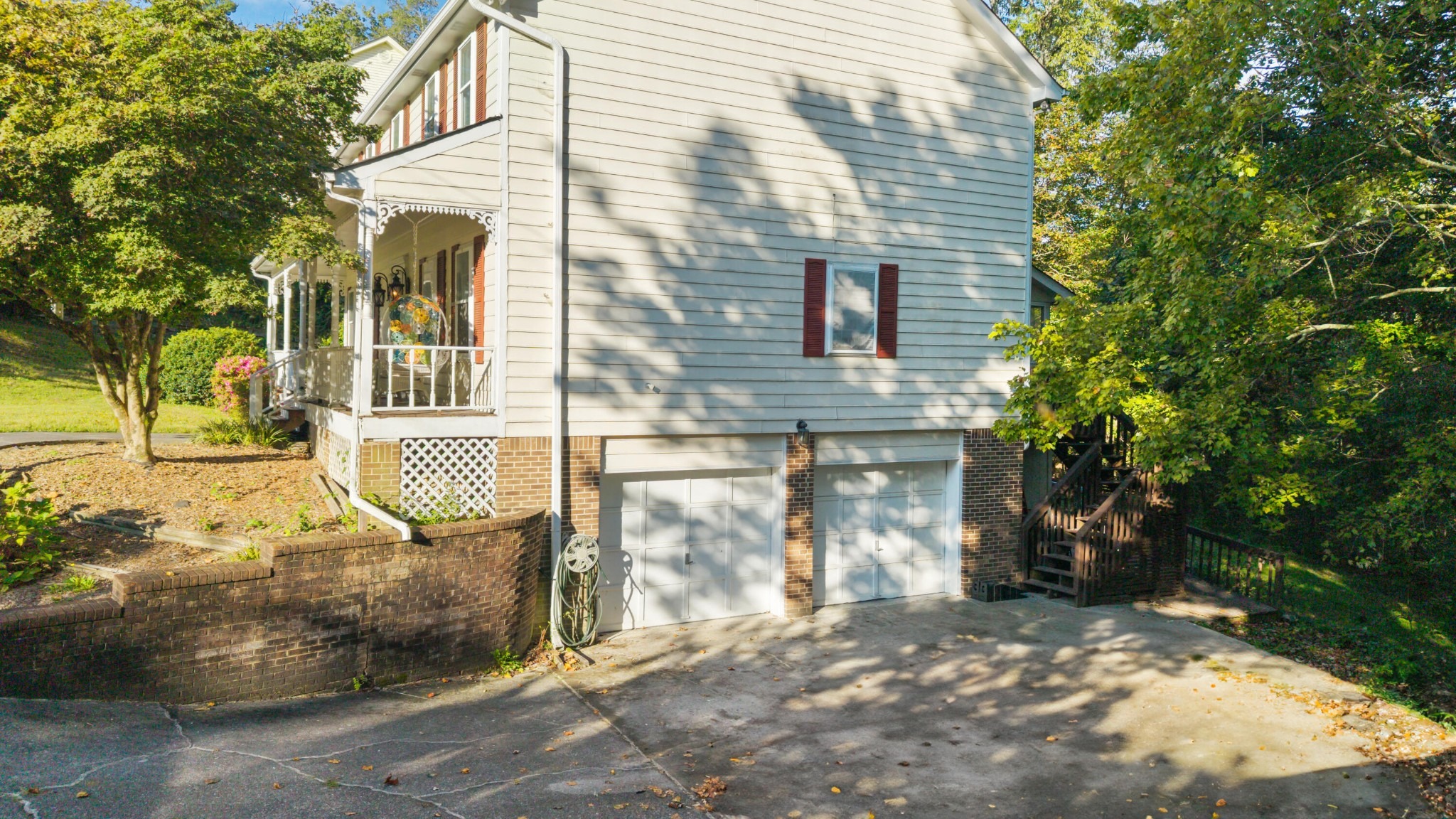Golden Oaks Dr, Hixson, TN 37343 #1