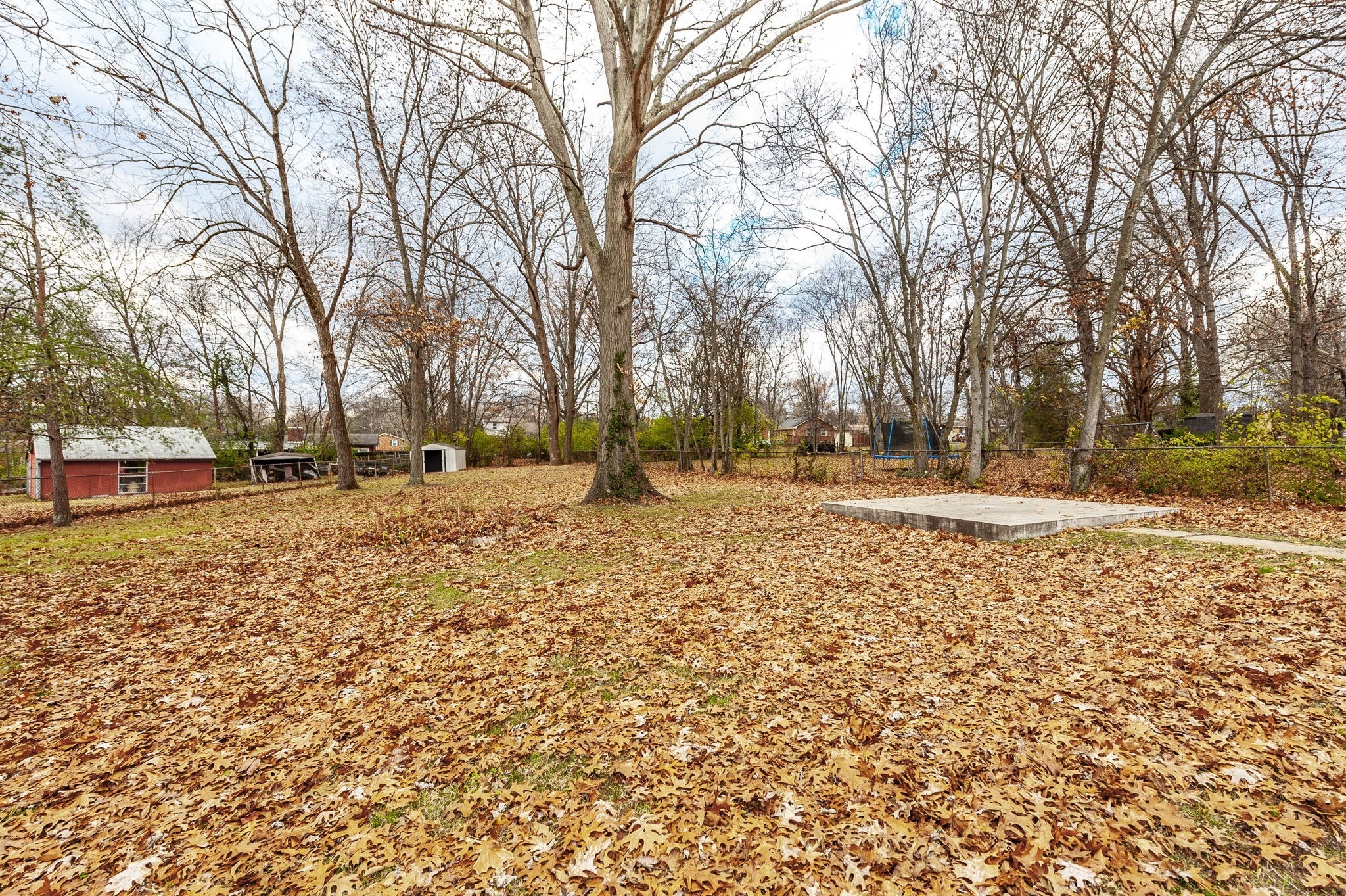 Anchor Dr, Hendersonville, TN 37075