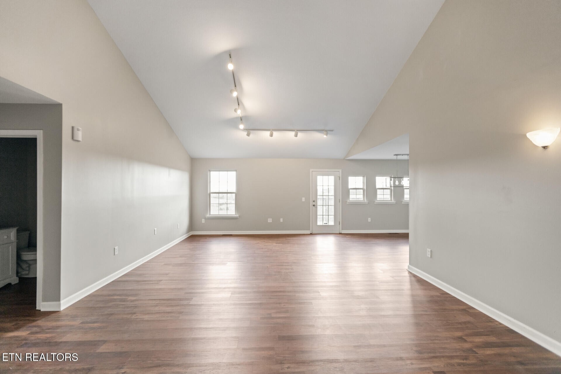 Lindder Dr, Sevierville, TN 37876