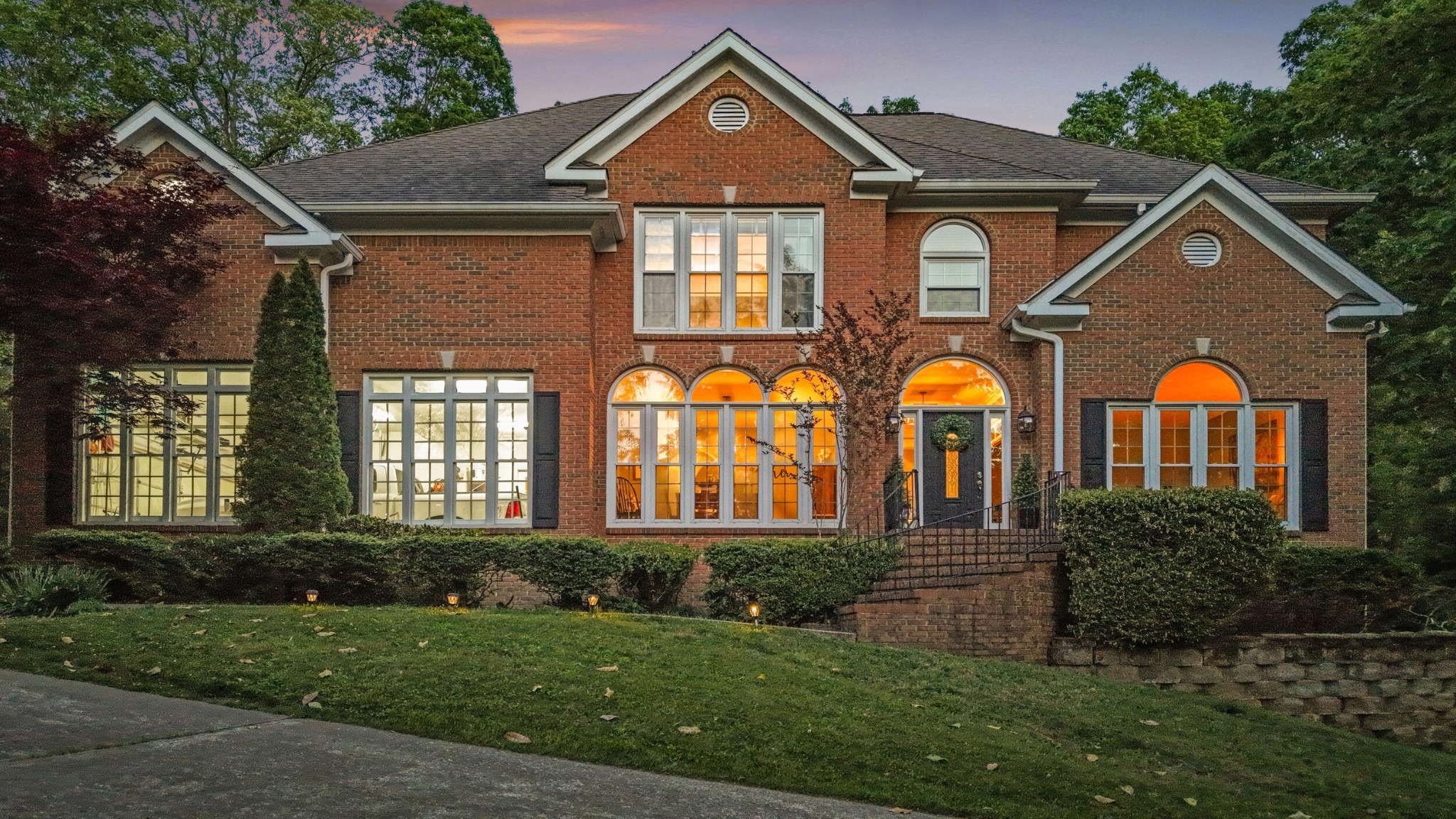 Blue Teal Ln, Signal Mountain, TN 37377