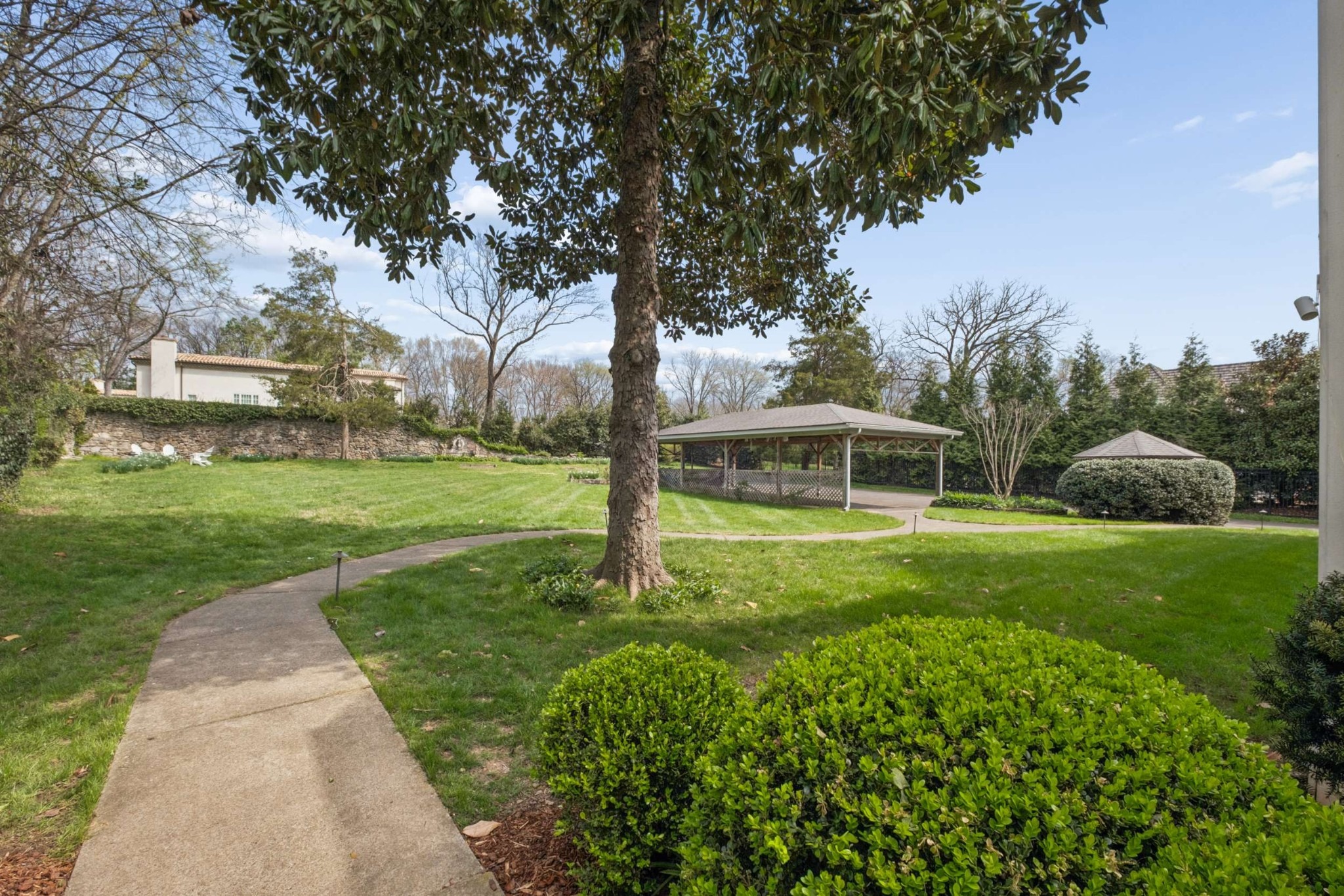 Harding Pl, Nashville, TN 37205 #1