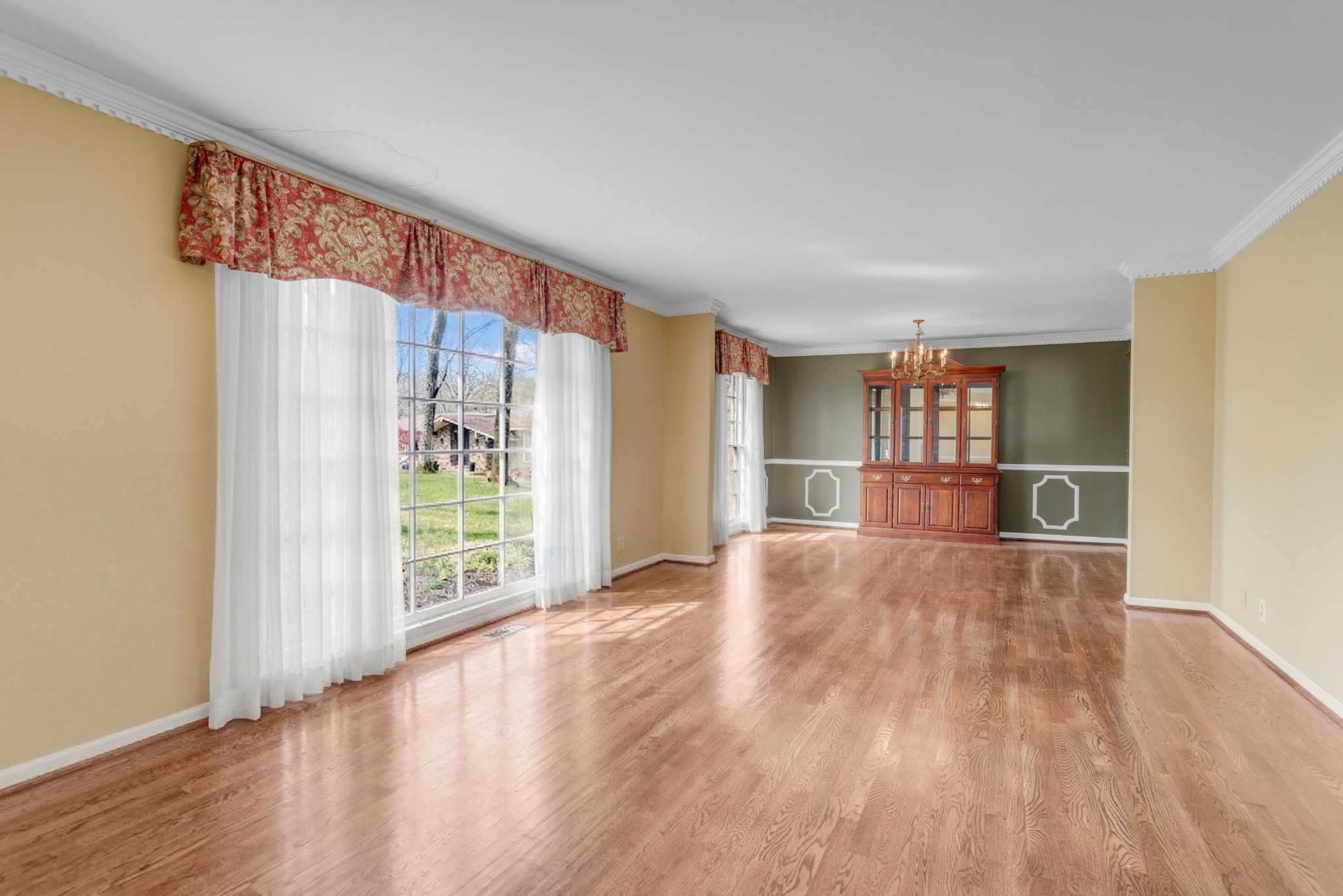 Hillhaven Ct, Nashville, TN 37220